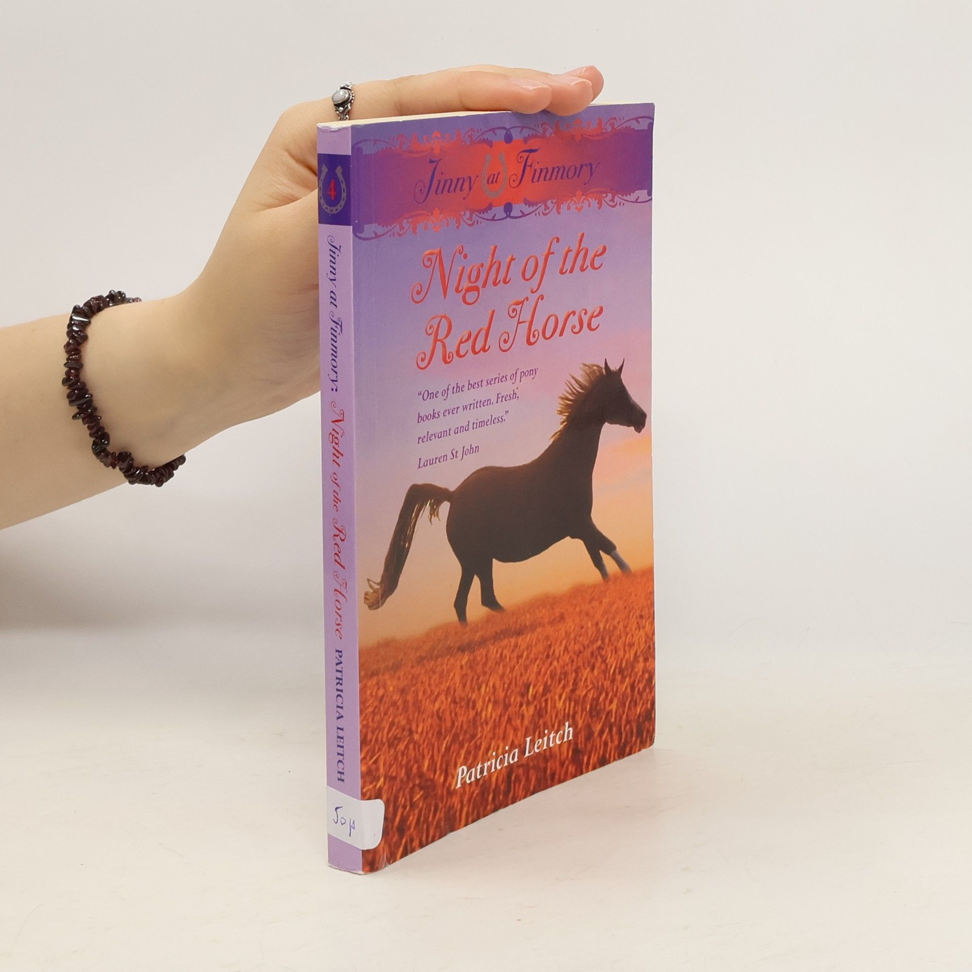 Patricia Leitch Night of the Red Horse