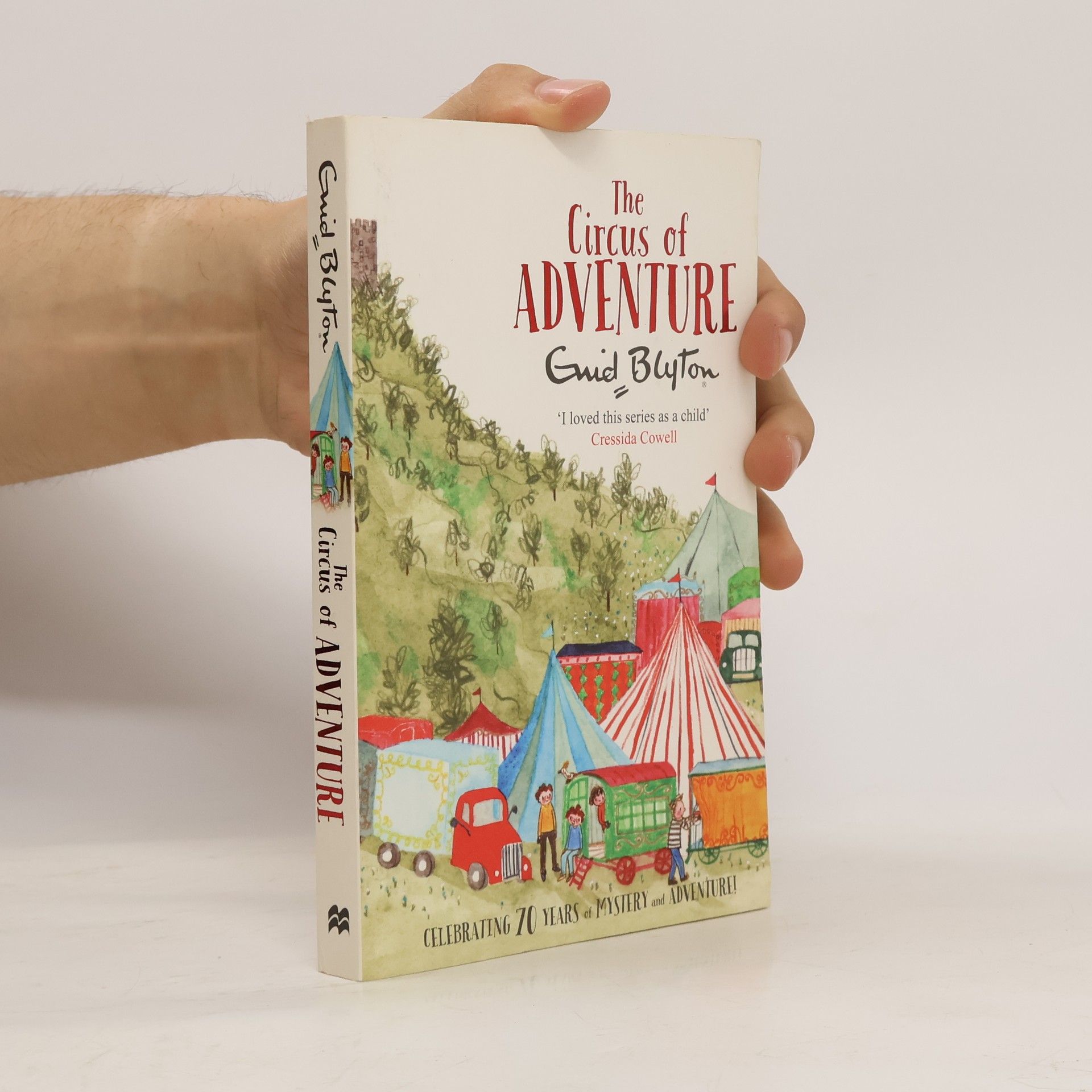 Enid Blyton The Circus of Adventure