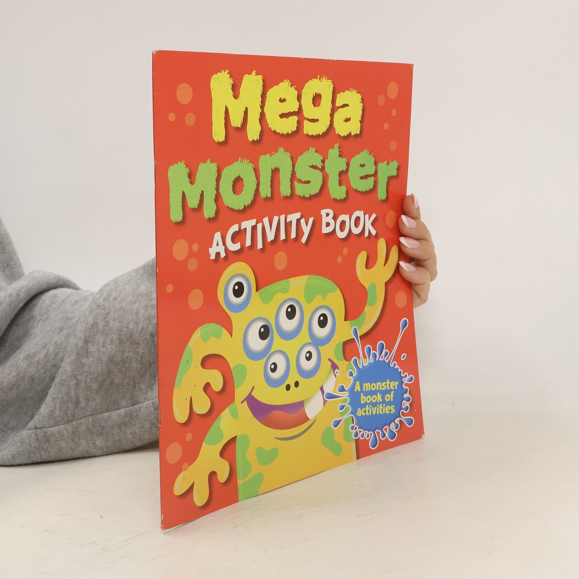 kolektiv Mega Monster Activity Book