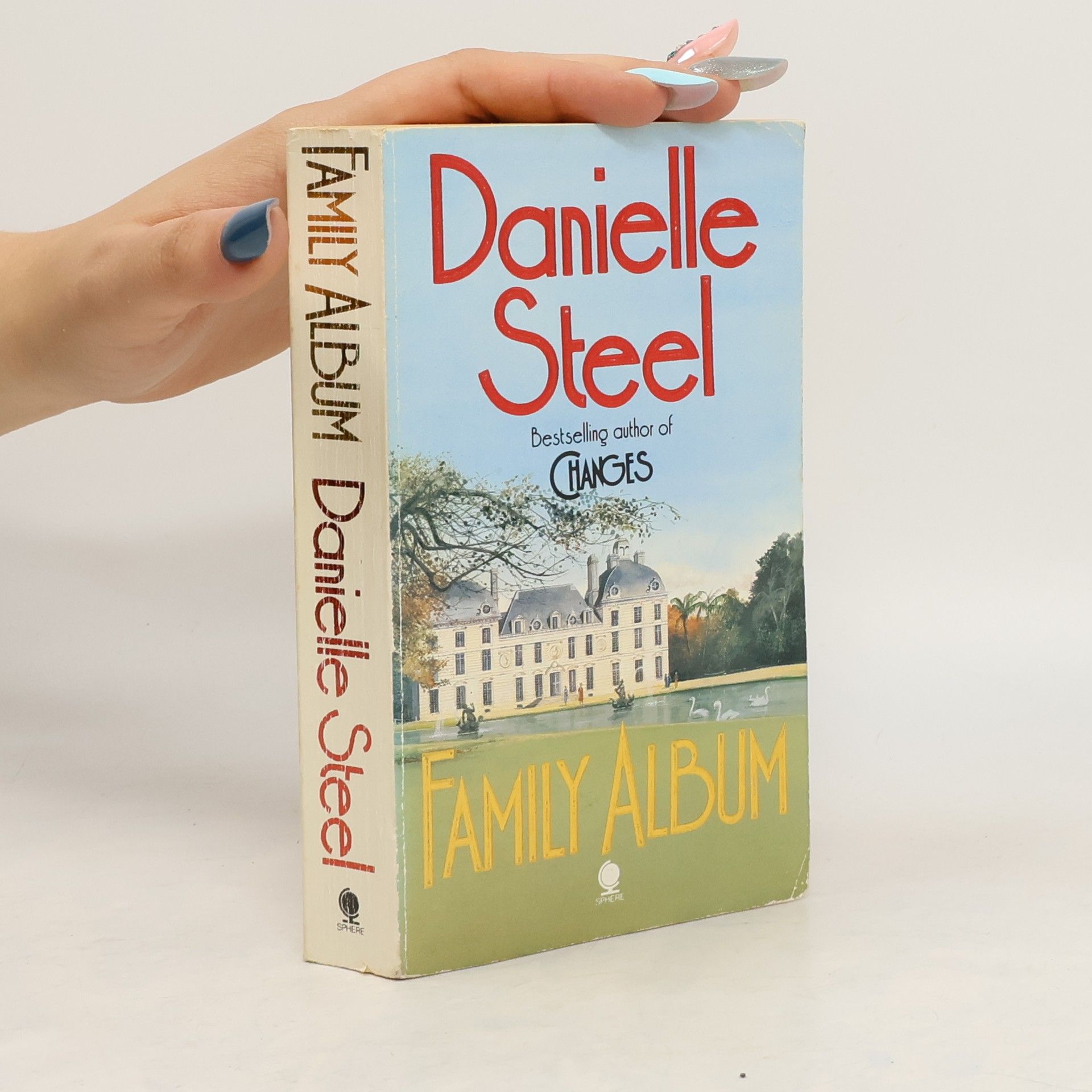 Danielle Steel Family album