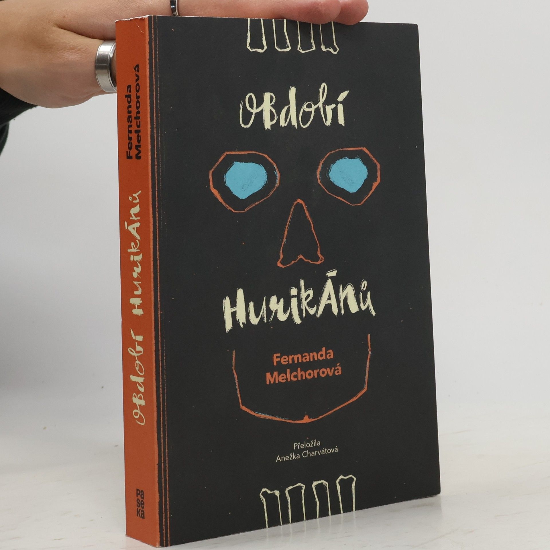 Fernanda Melchor Období hurikánů