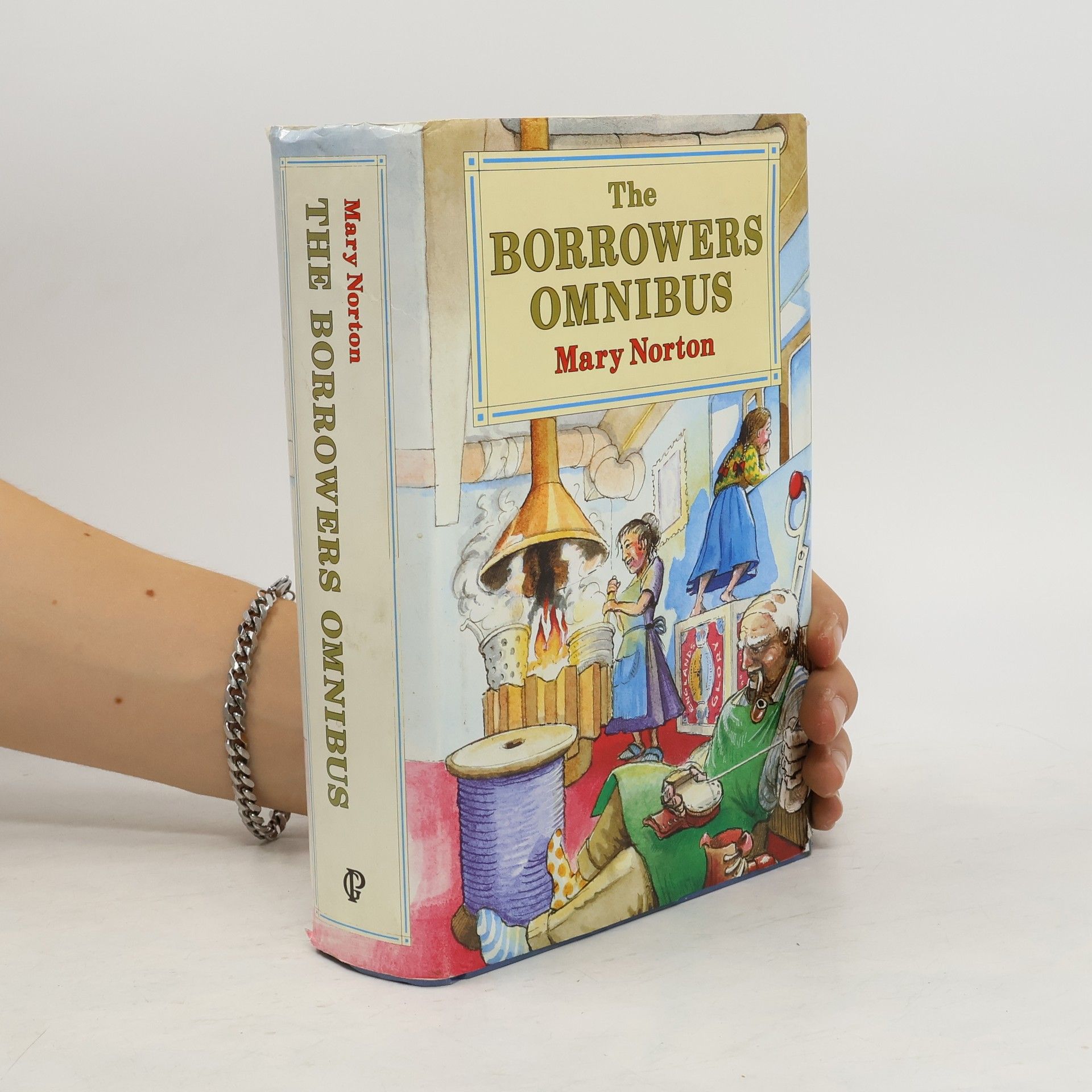 Mary Norton The Borrowers Omnibus