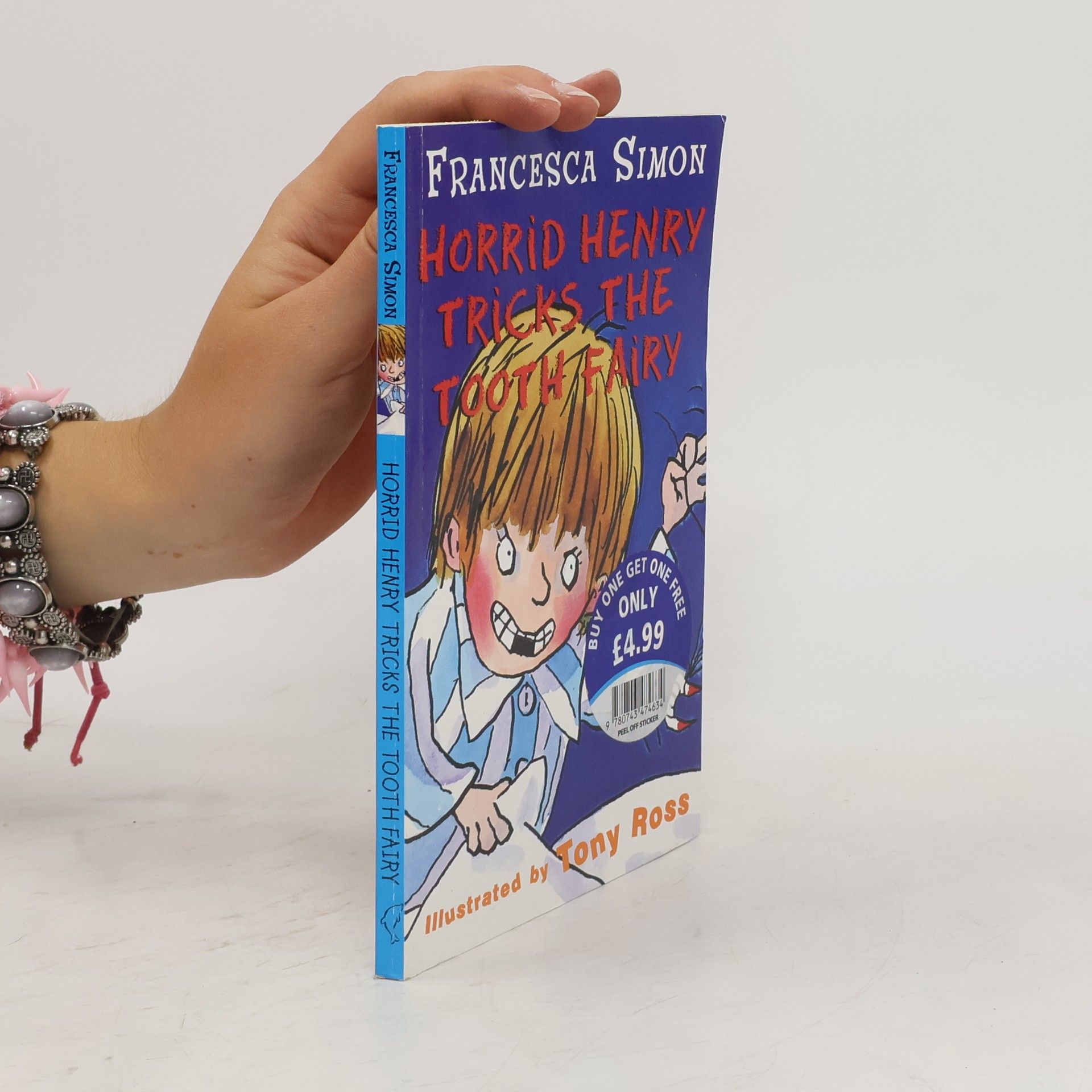 Tony Ross Horrid Henry tricks the tooth fairy