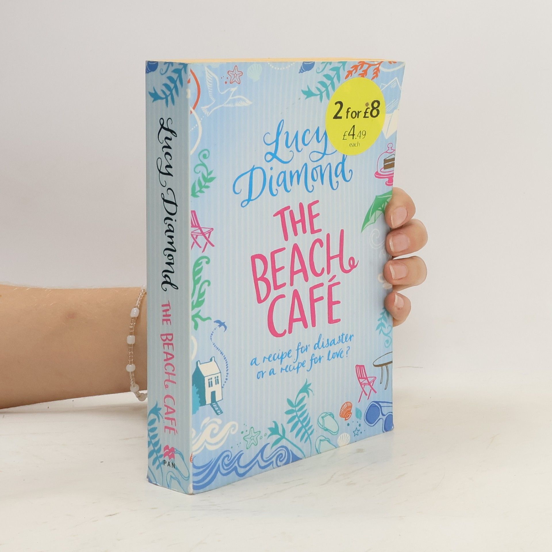 Lucy Diamond The Beach Cafe