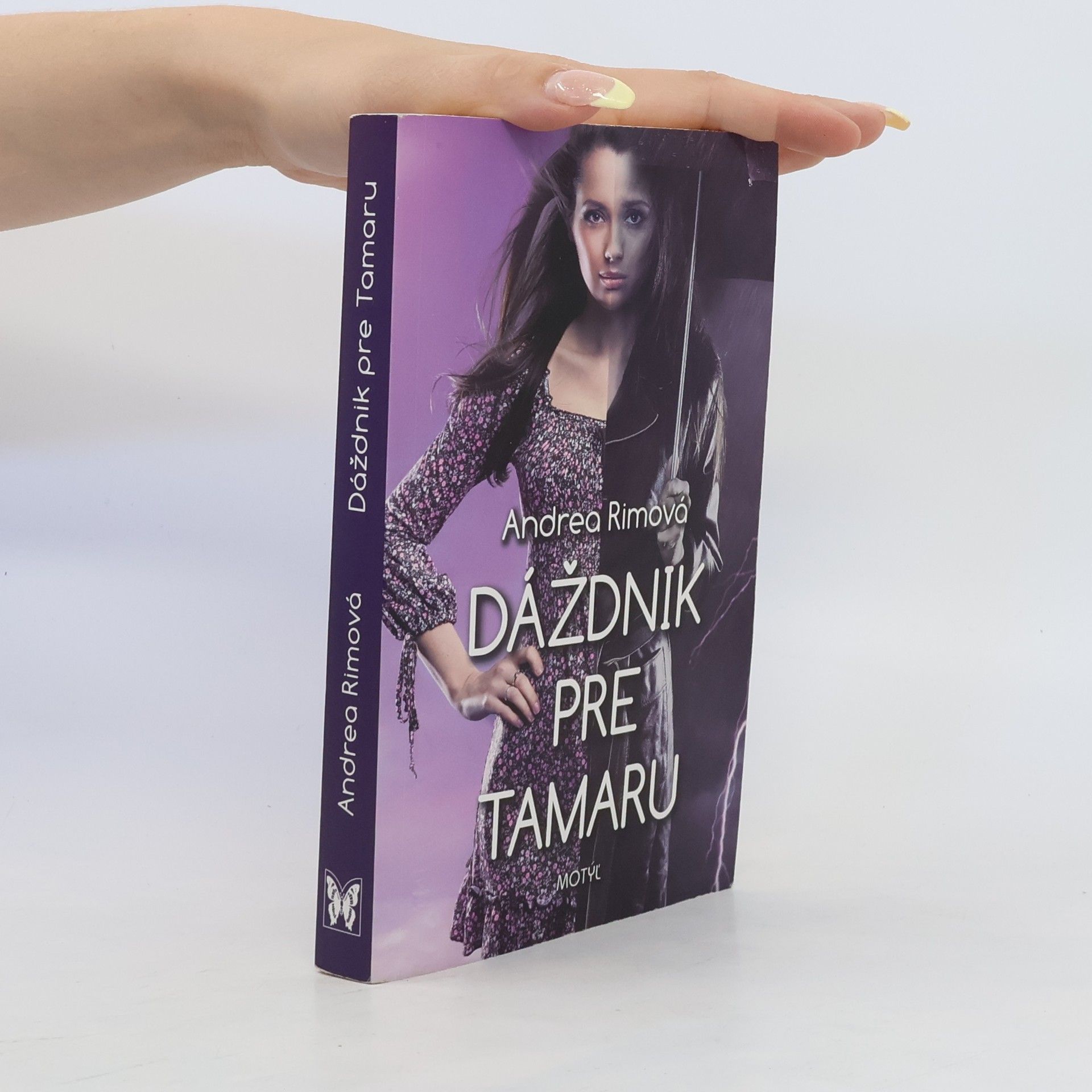 Andrea Rimová Dáždnik pre Tamaru