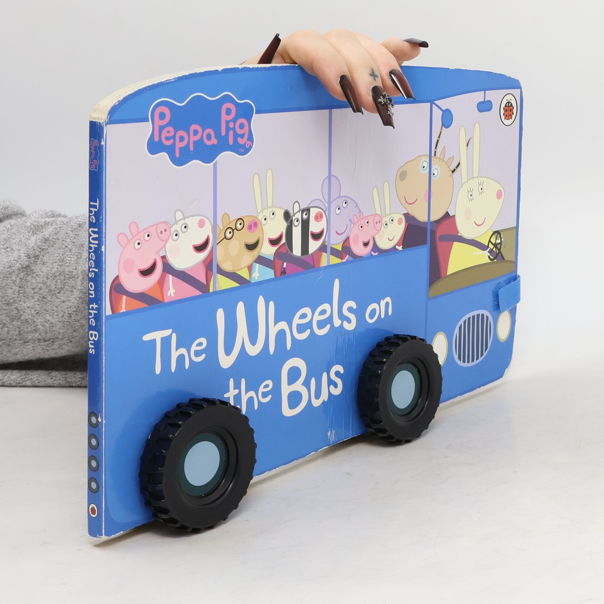 Claire Sipi The Wheels on the Bus