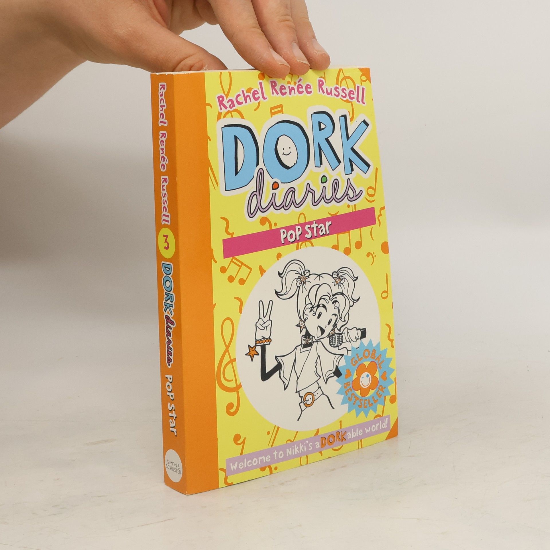 Rachel Renée Russellová Dork Diaries 3. Pop Star