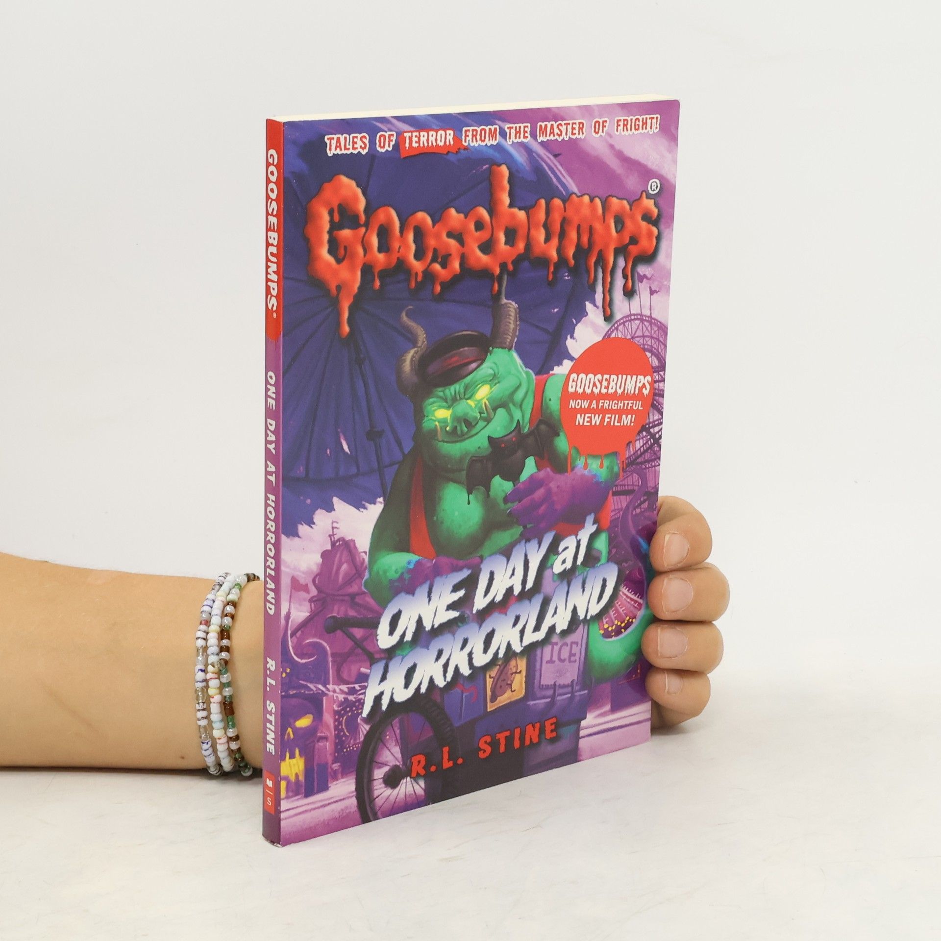 R. L. Stine One Day at Horrorland