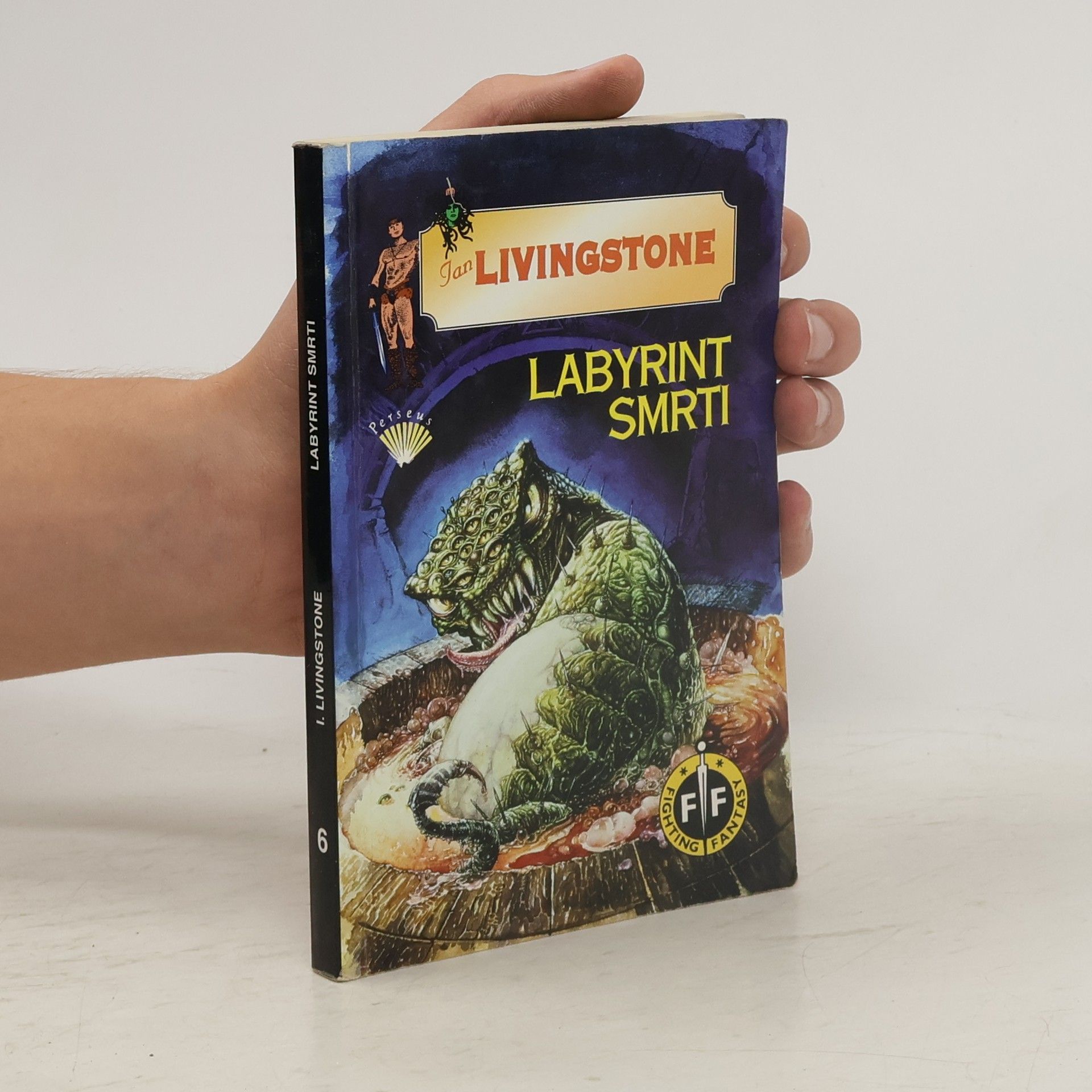Ian Livingstone Labyrint smrti