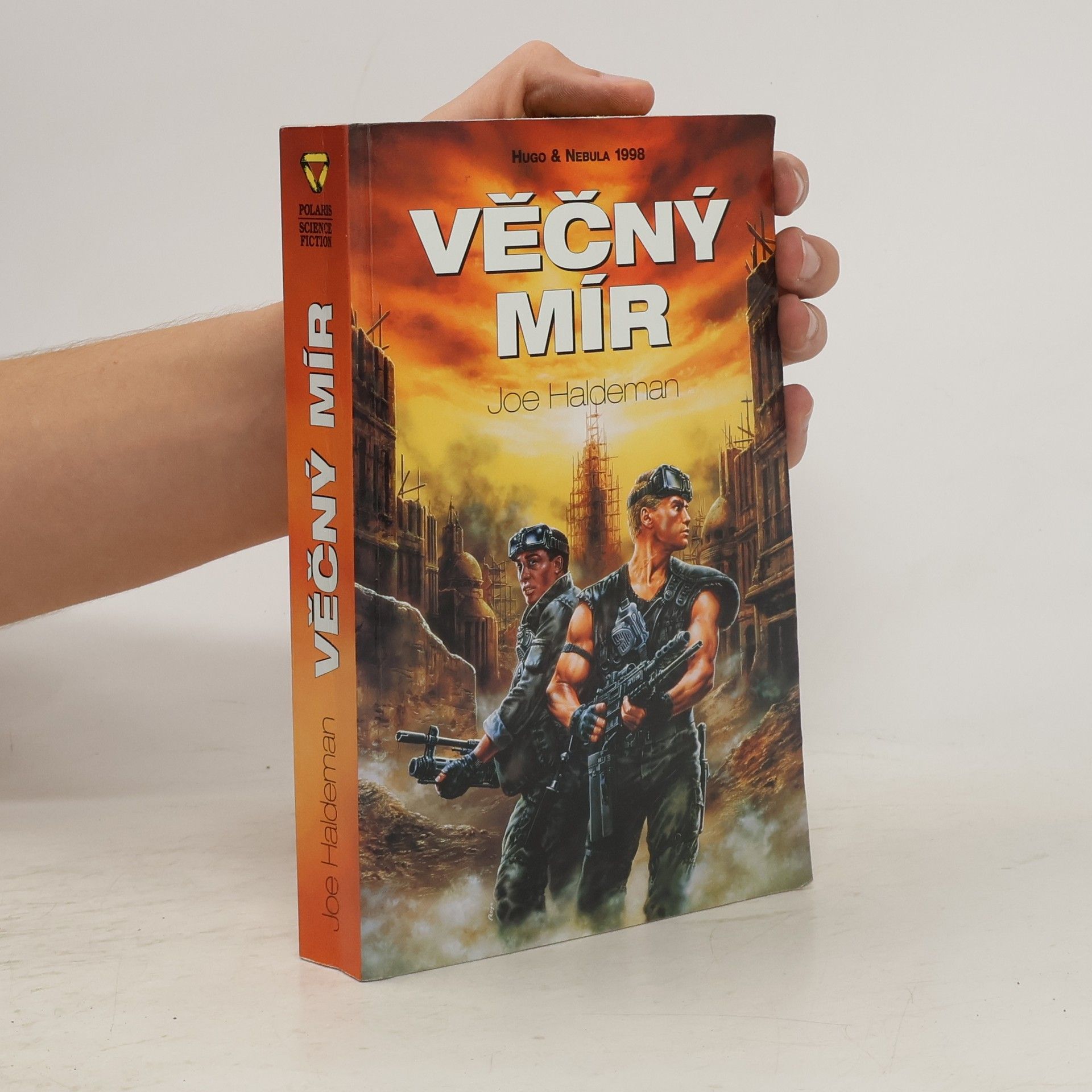 Joe Haldeman Věčný mír