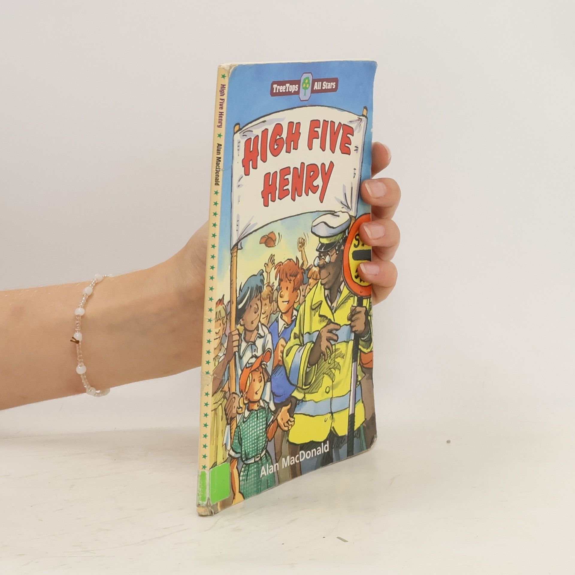 Alan MacDonald High Five Henry