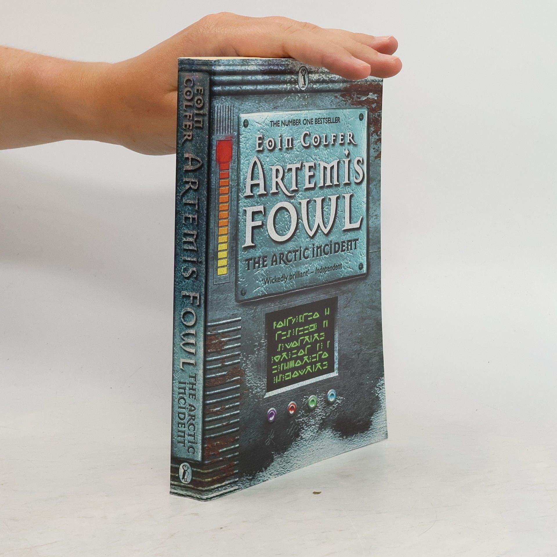 Eoin Colfer Artemis Fowl. The arctic incident