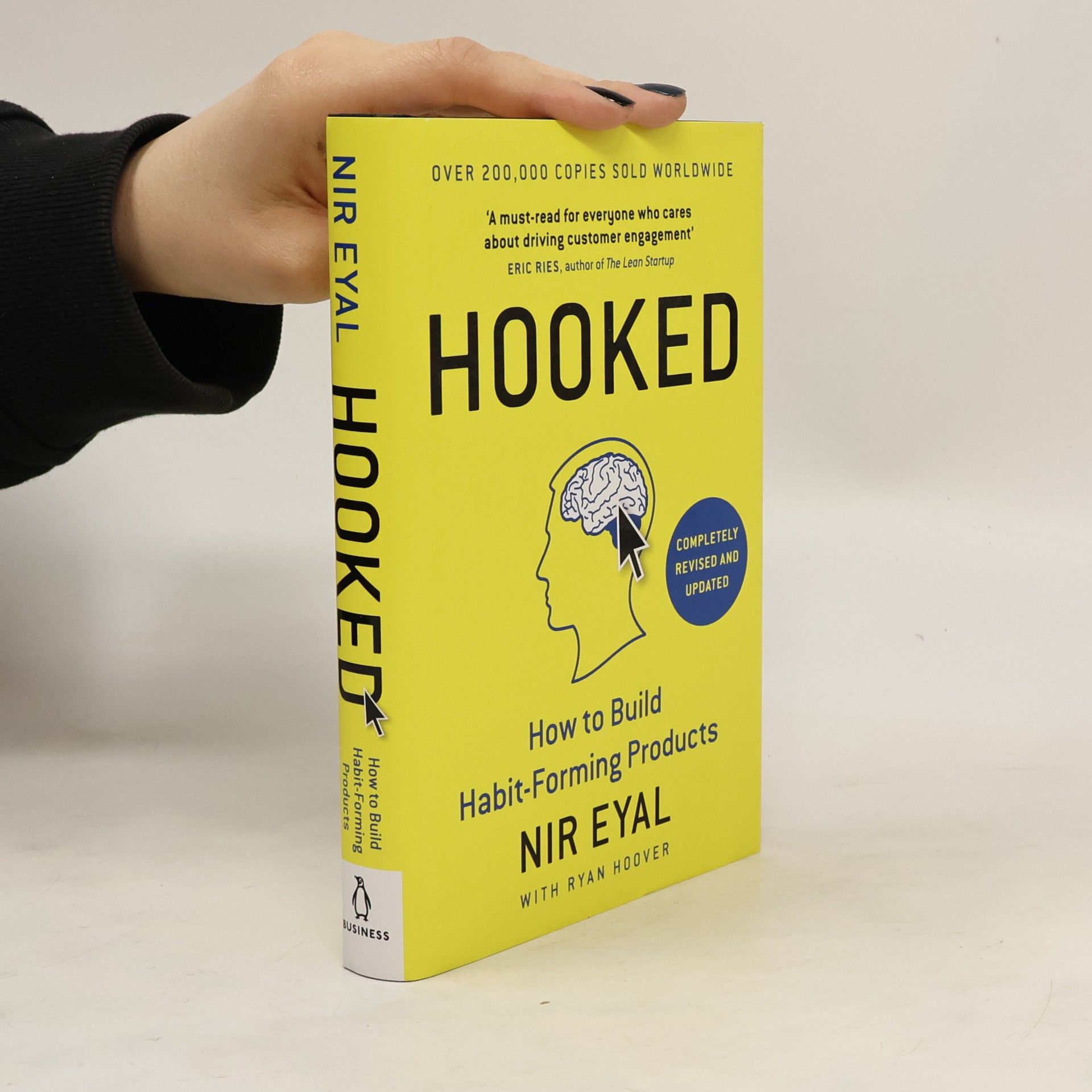 Nirl Eyal Hooked: how to build habit-forming products