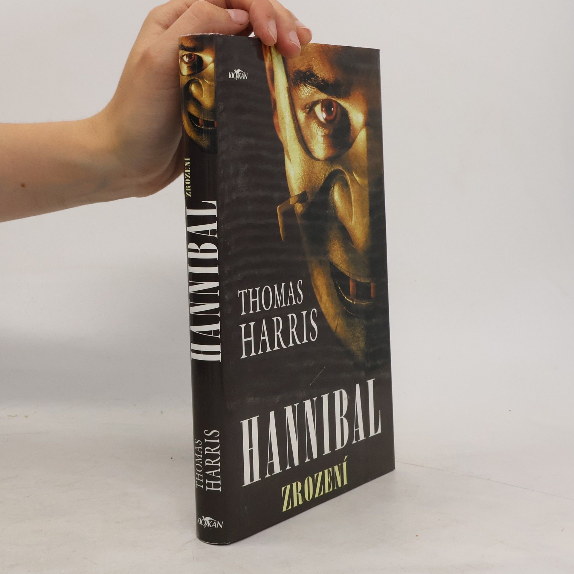 Thomas Harris Hannibal. Zrození