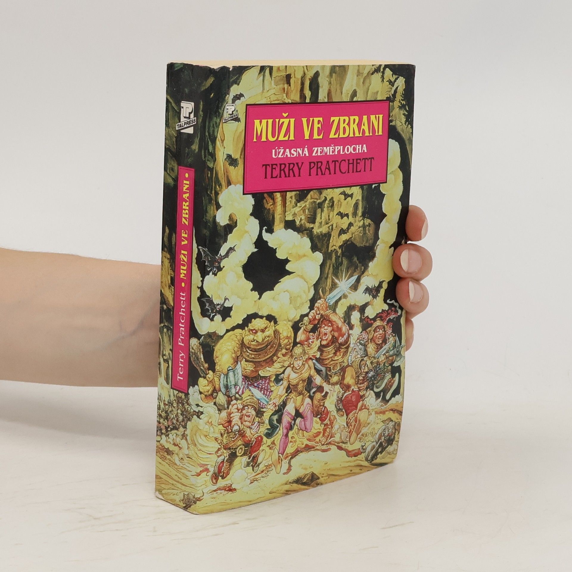 Terry Pratchett Muži ve zbrani