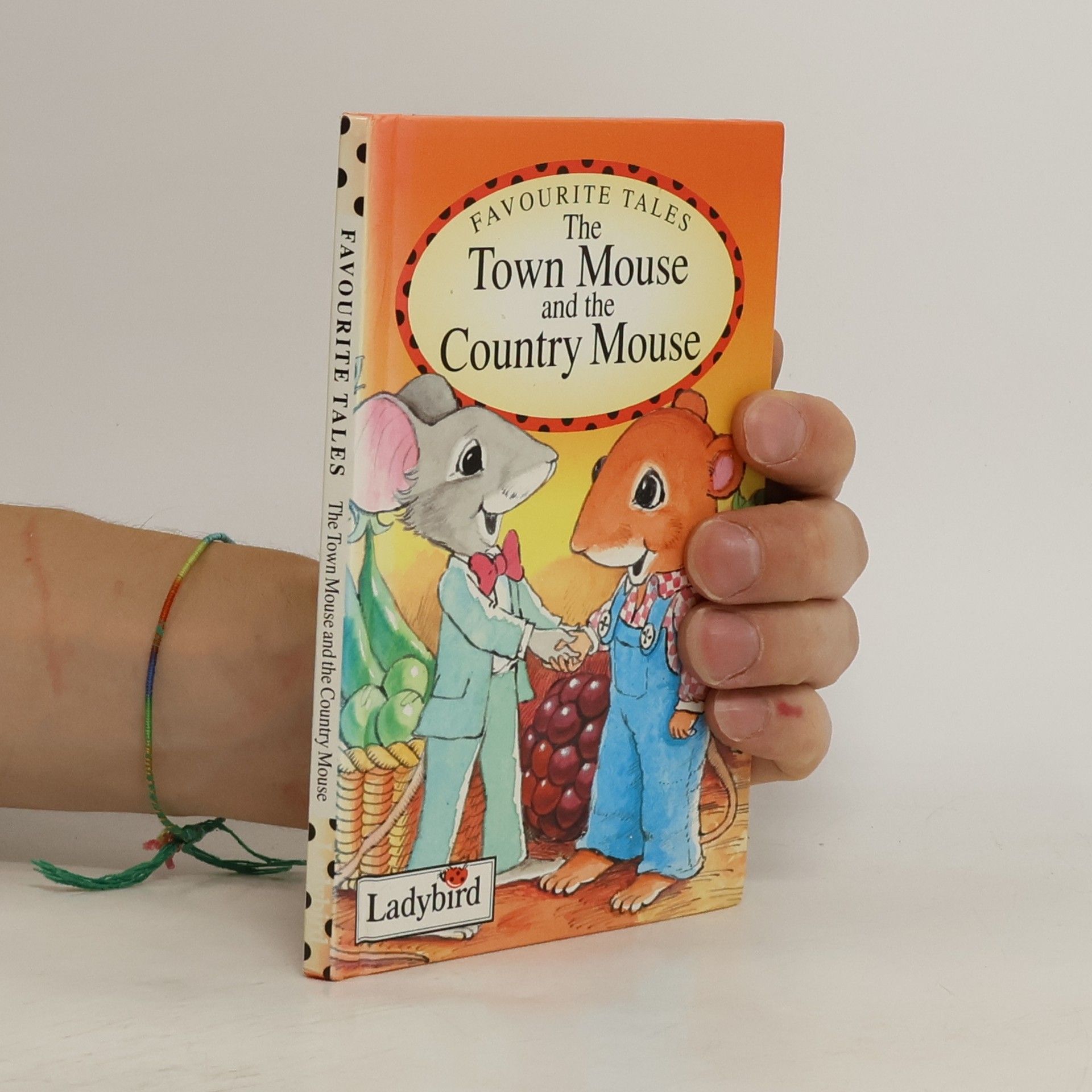 Molly Perham The Town Mouse and the Country Mouse