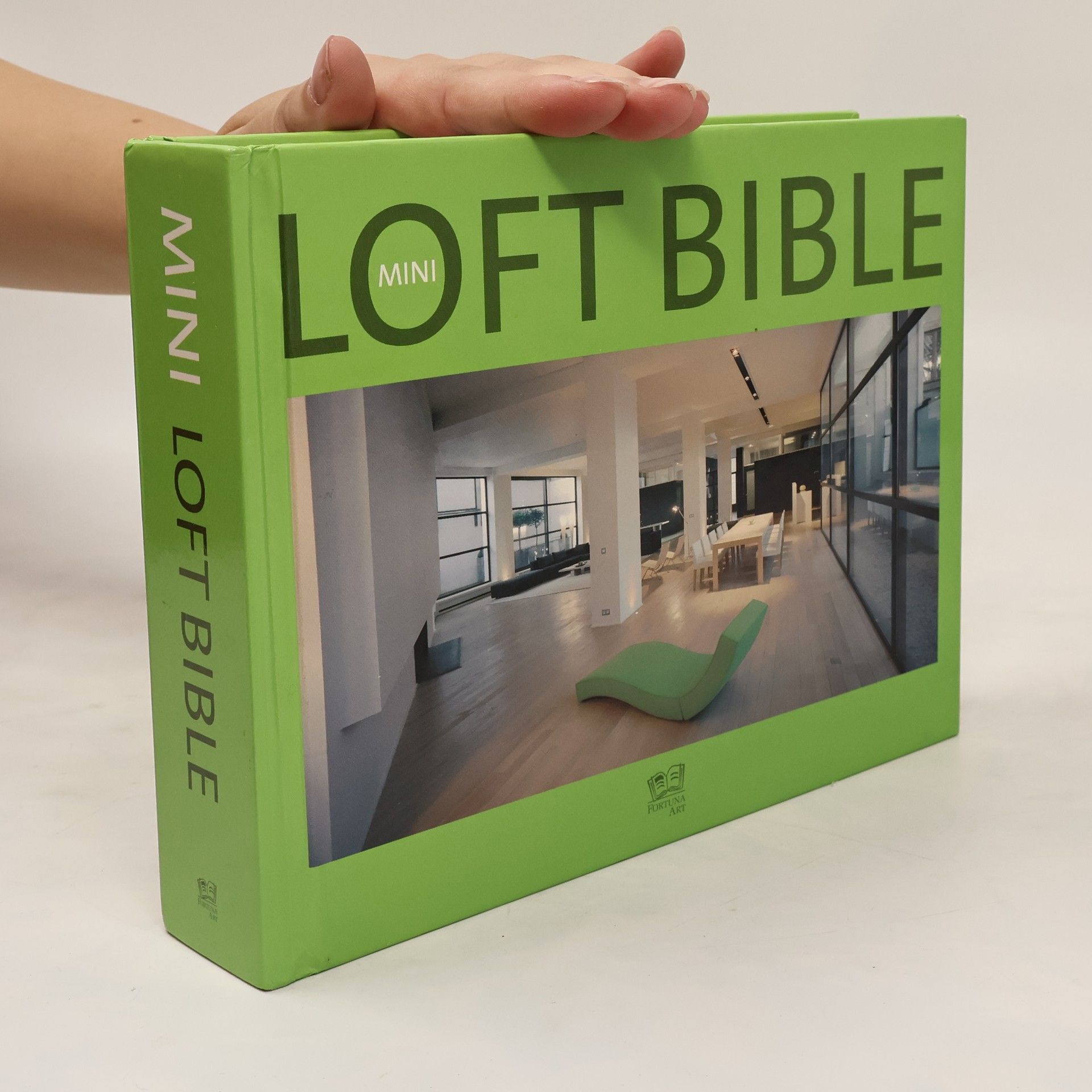 Collective Mini loft bible