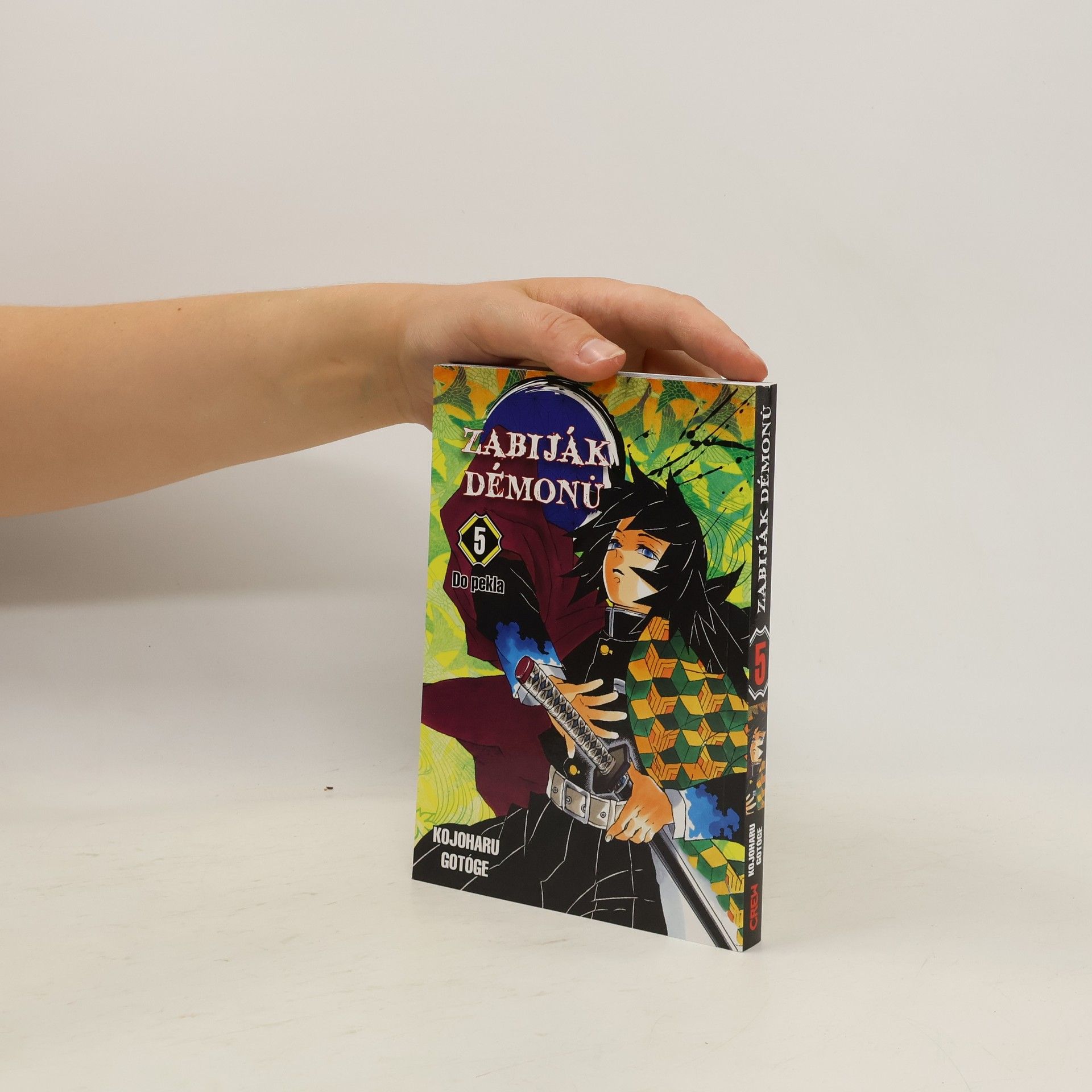 Koyoharu Gotōge Zabiják démonů 5. Do pekla