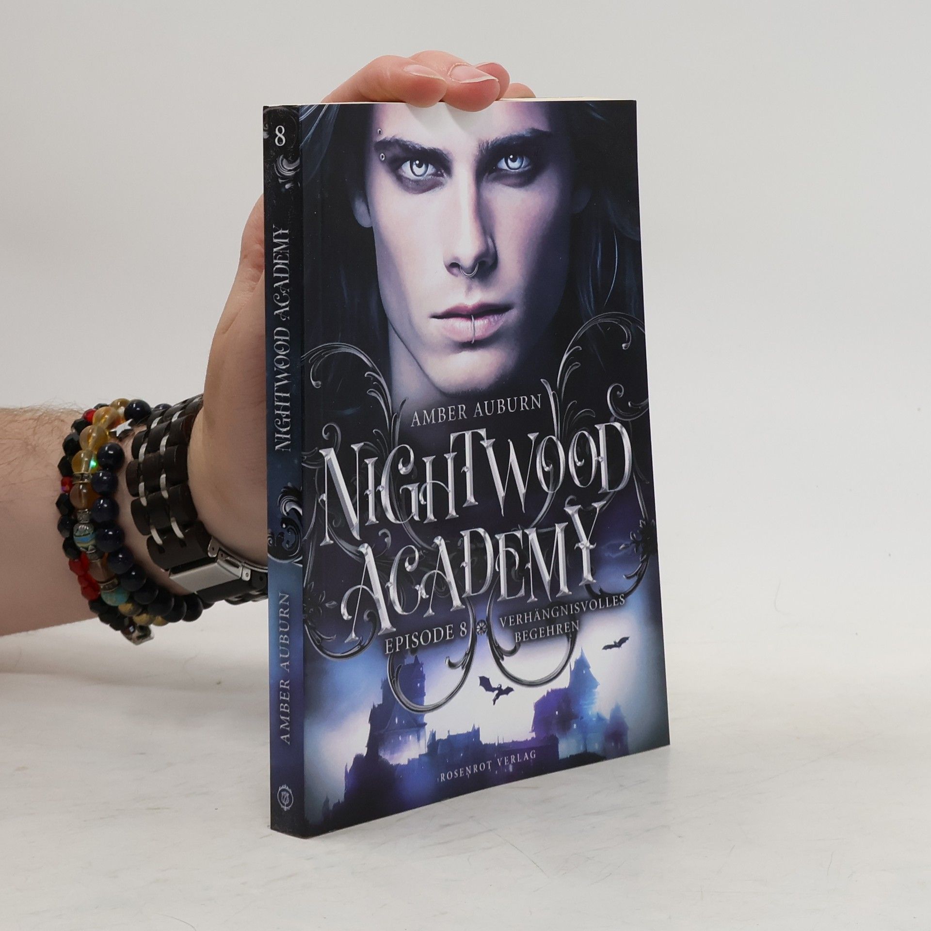 Amber Auburn Nightwood Academy, Episode 8 - Verhängnisvolles Begehren