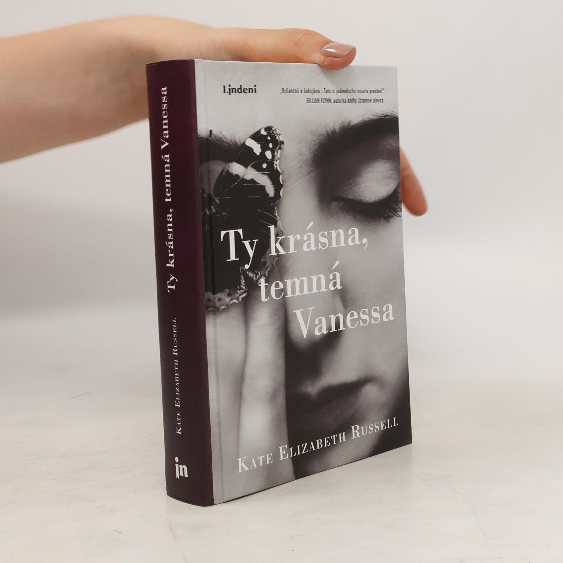 Kate Russell Ty krásna, temná Vanessa