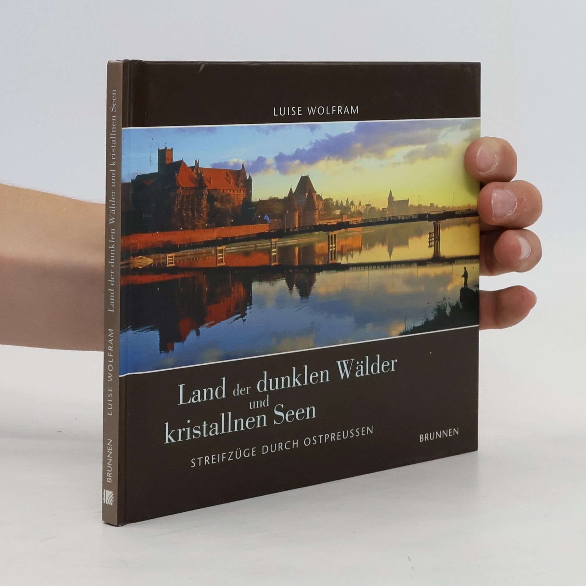 Luise Wolfram Land der dunklen Wälder und kristallnen Seen