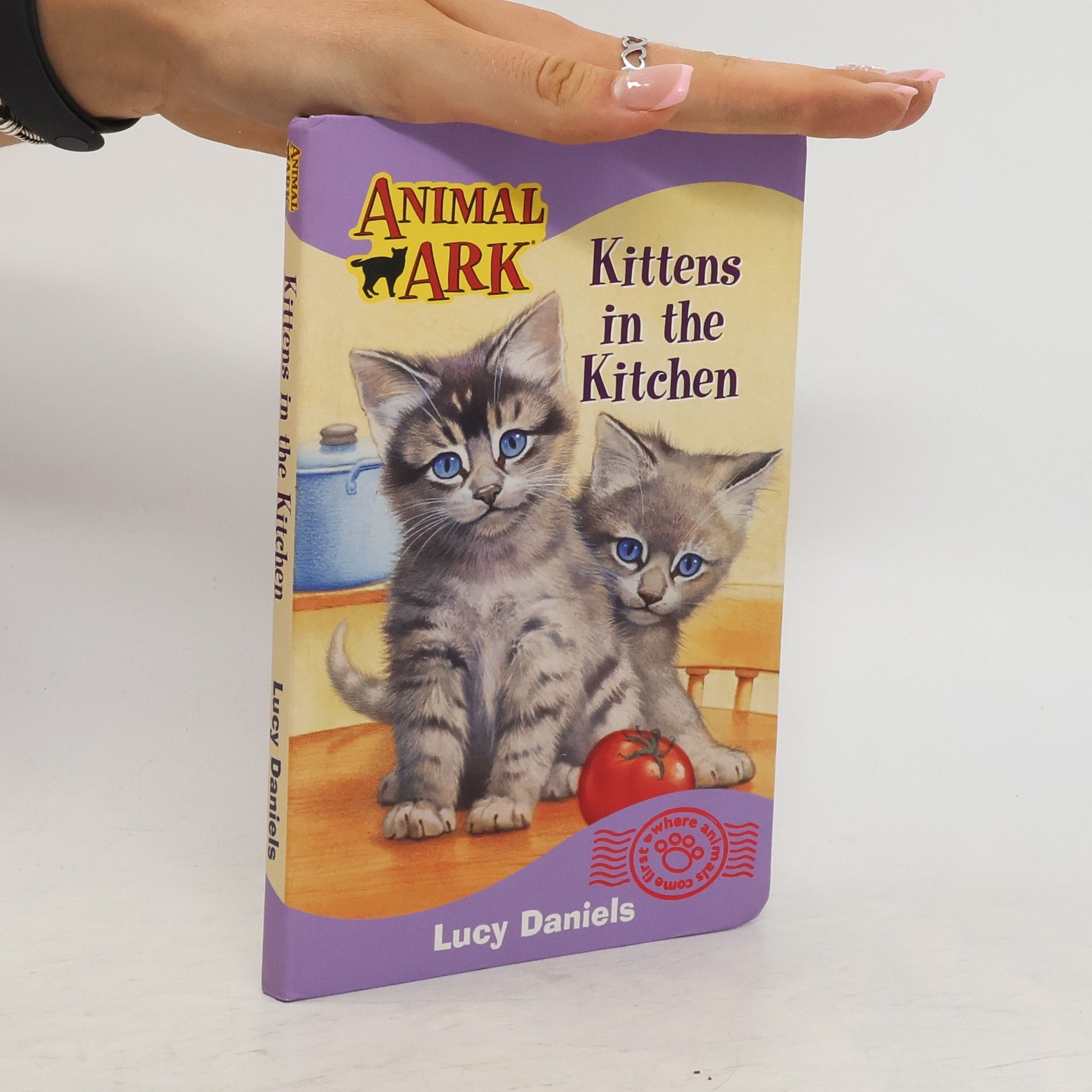 Lucy Daniels Kittens in the Kitchen