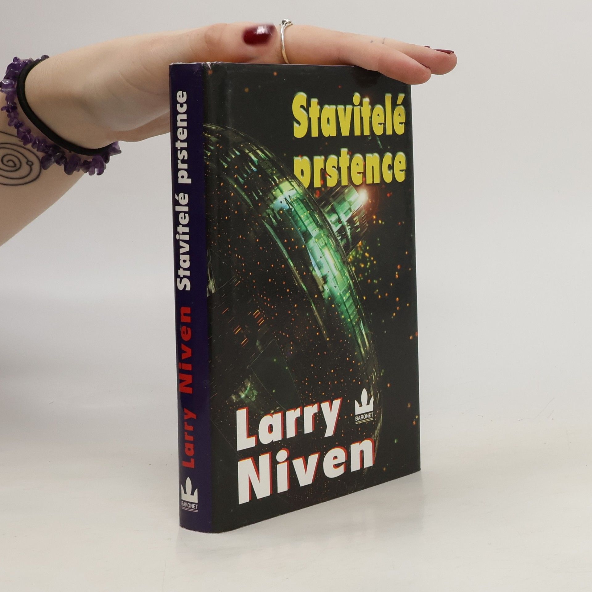 Larry Niven Stavitelé Prstence