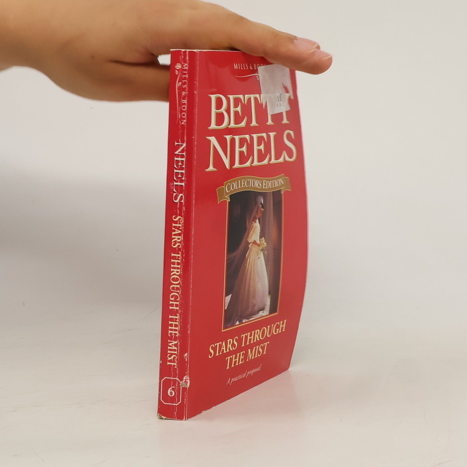 Betty Neels Stars Through the Mist