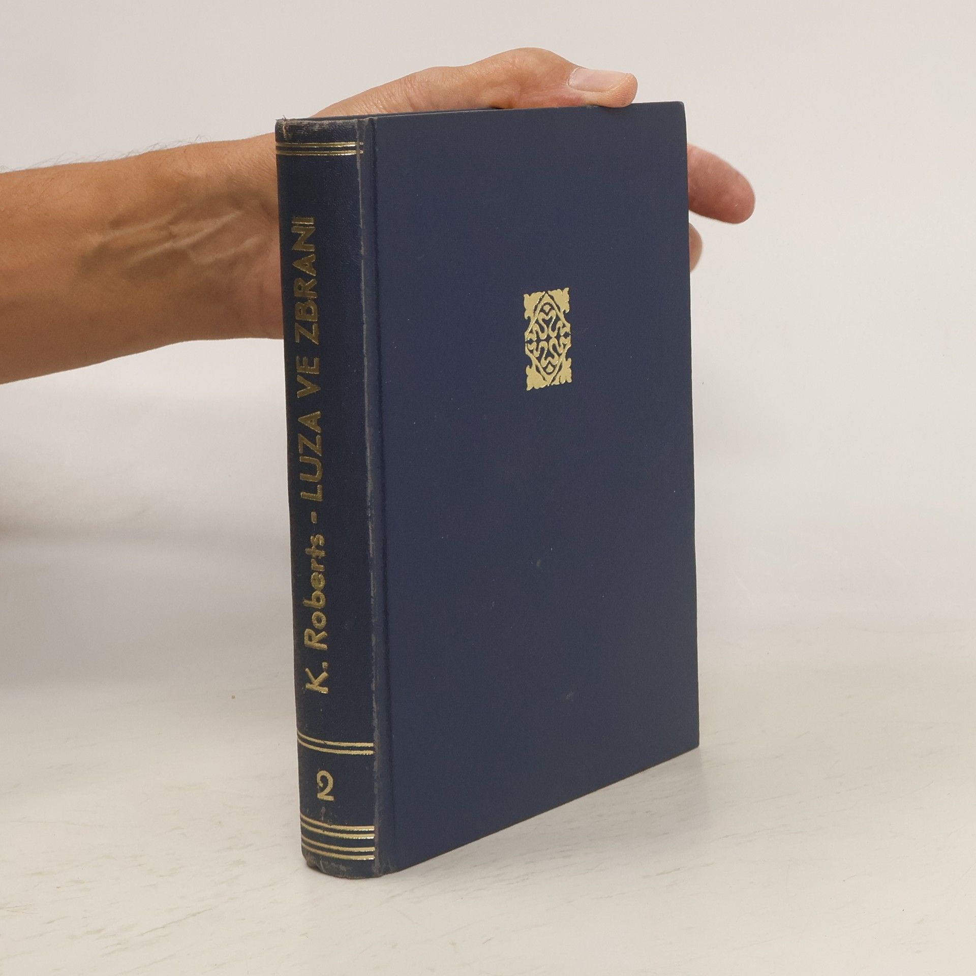 Kenneth Lewis Roberts Luza ve zbrani