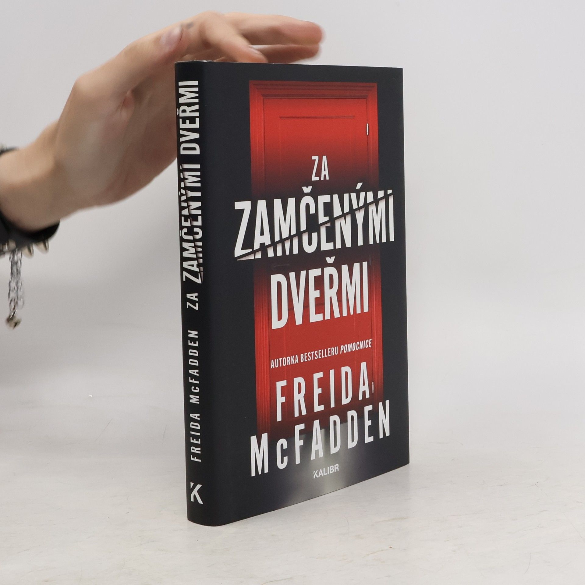 Naďa Funioková Za zamčenými dveřmi