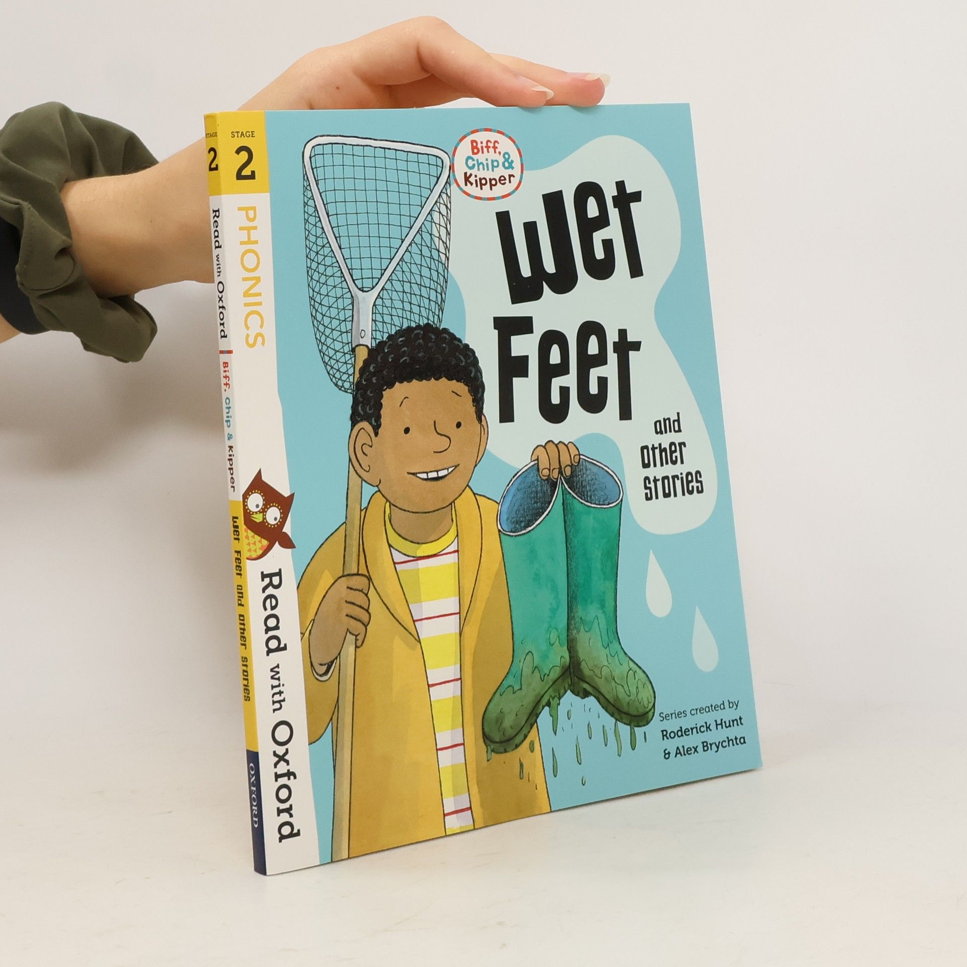 Roderick Hunt Read with Oxford: Stage 2: Biff, Chip and Kipper: Wet Feet and Other Stories