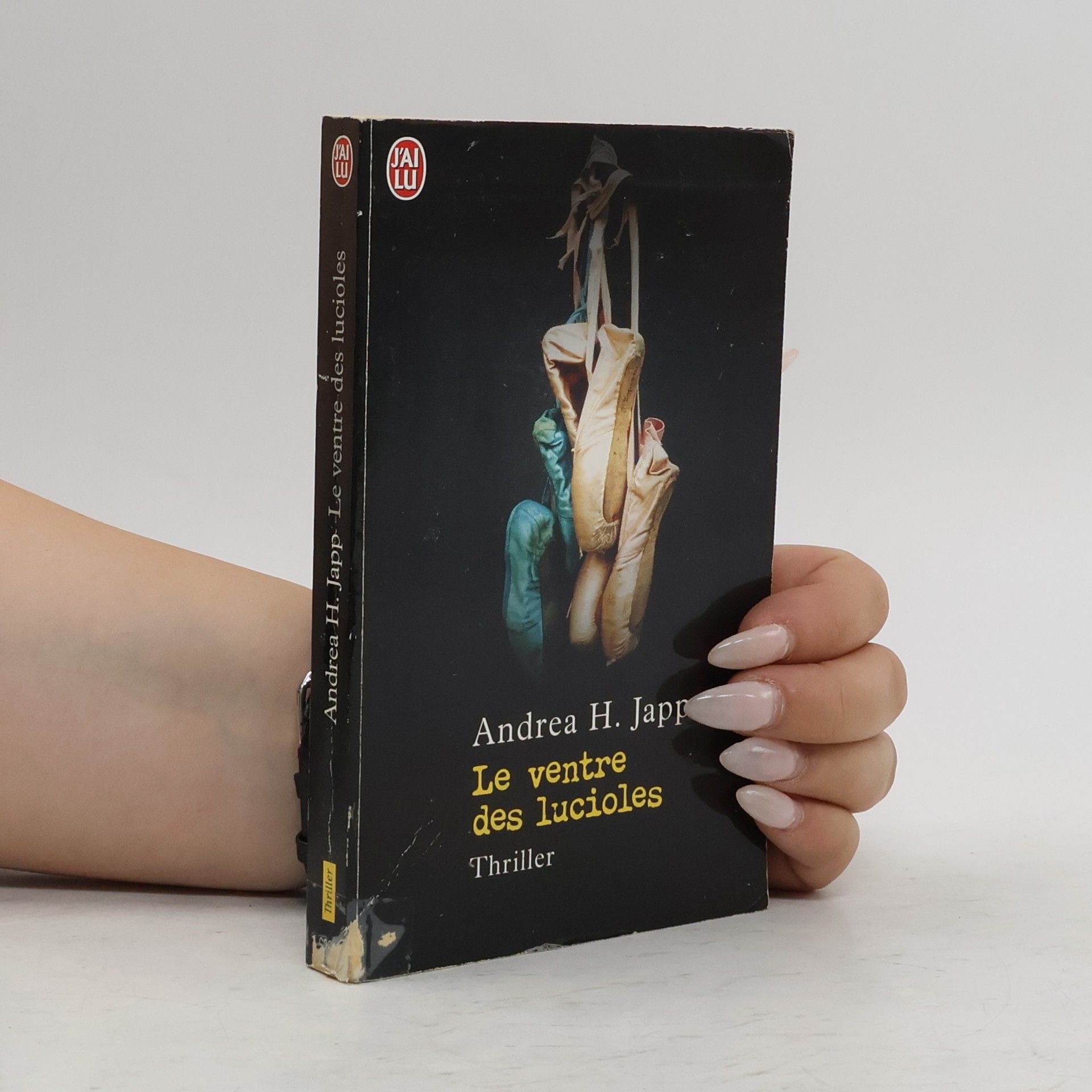 Andrea H. Japp Le Ventre des lucioles