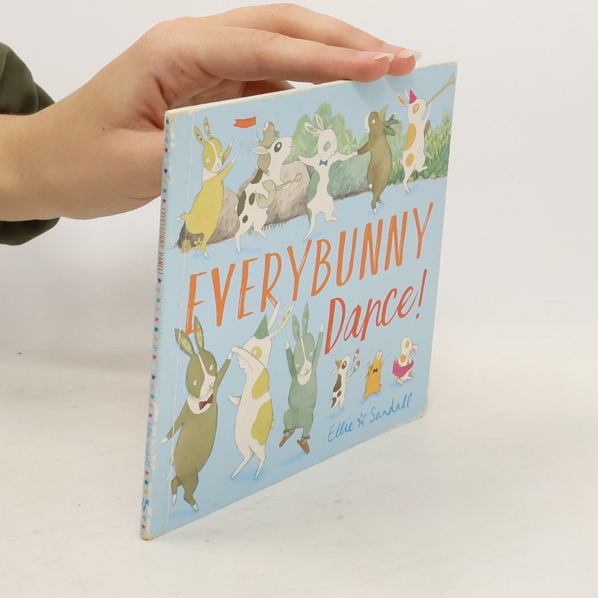 Ellie Sandall Every Bunny Dance!