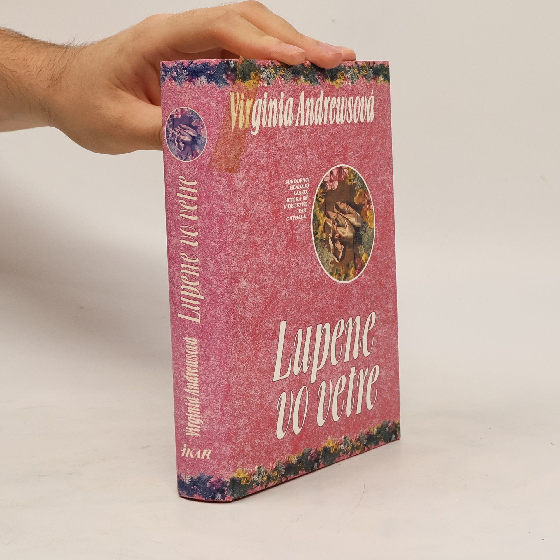 Virginia Cleo Andrews Lupene vo vetre