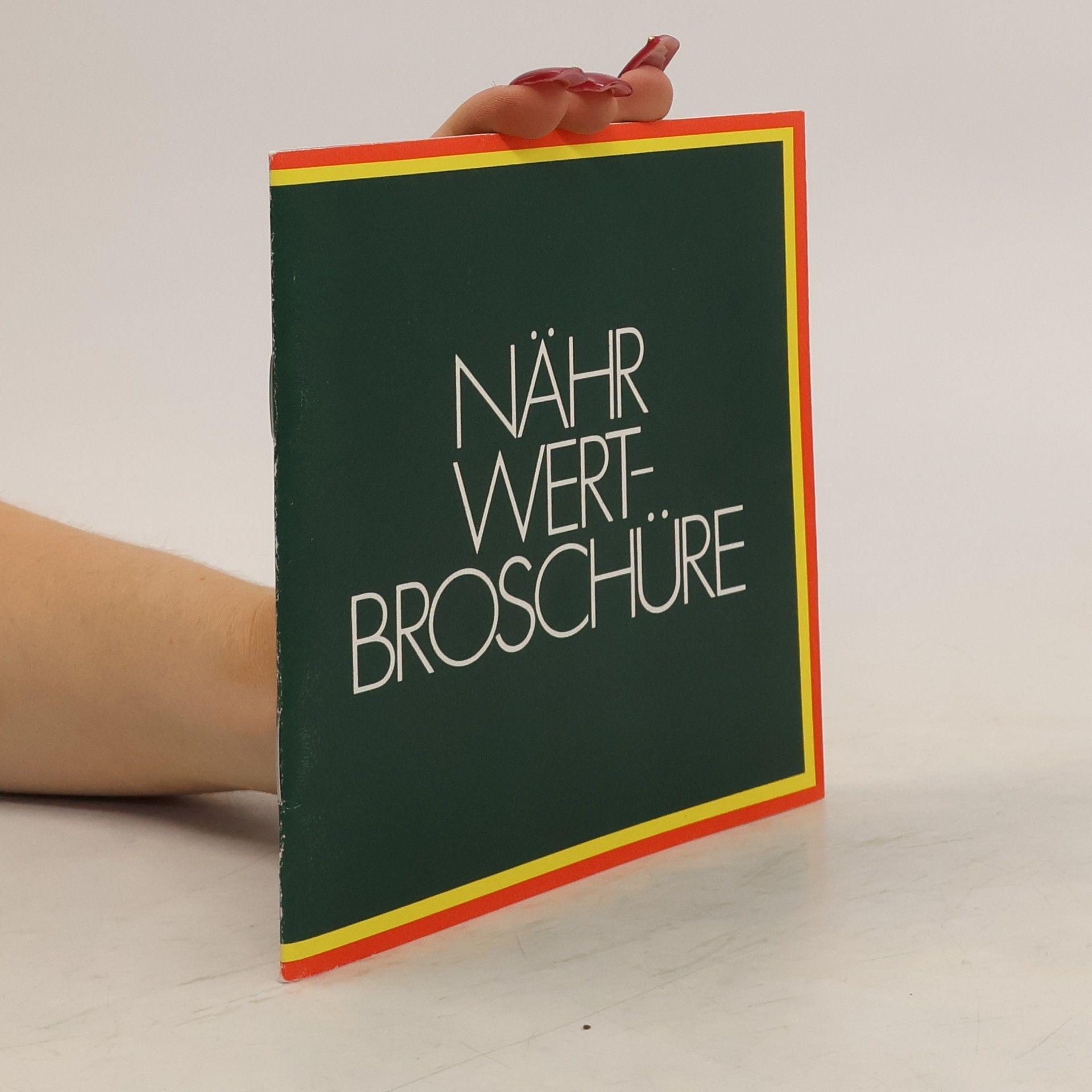 AA.VV. Nähr Wertbroschüre