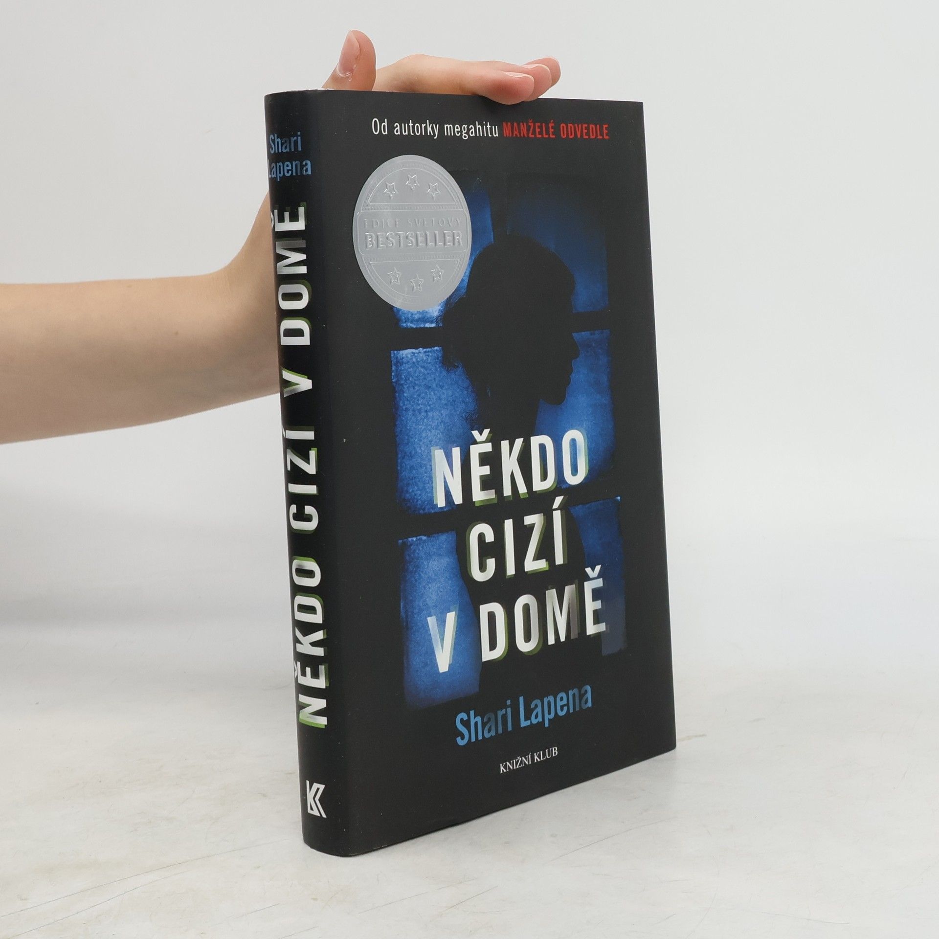Shari Lapena Někdo cizí v domě