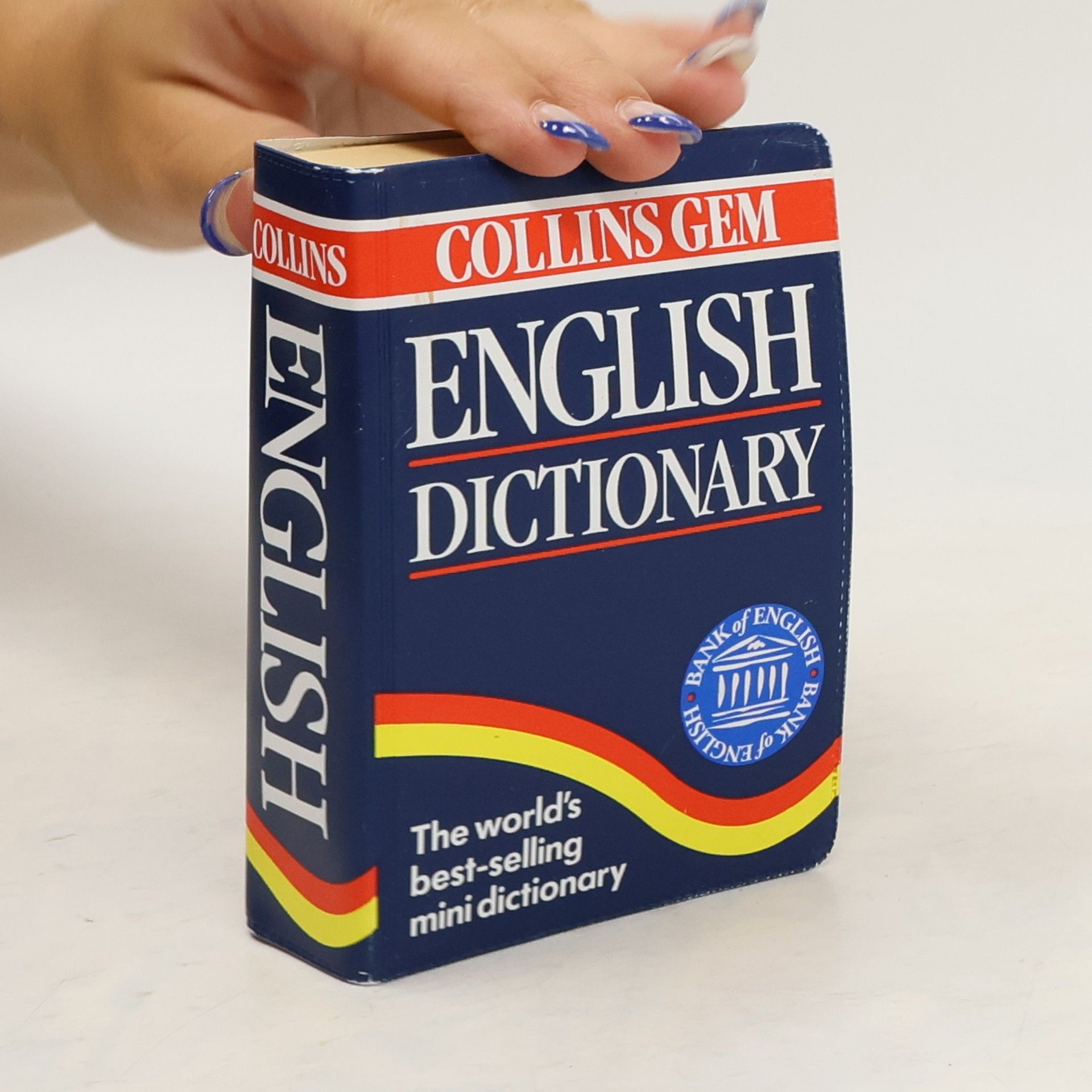 Autores varios English Dictionary