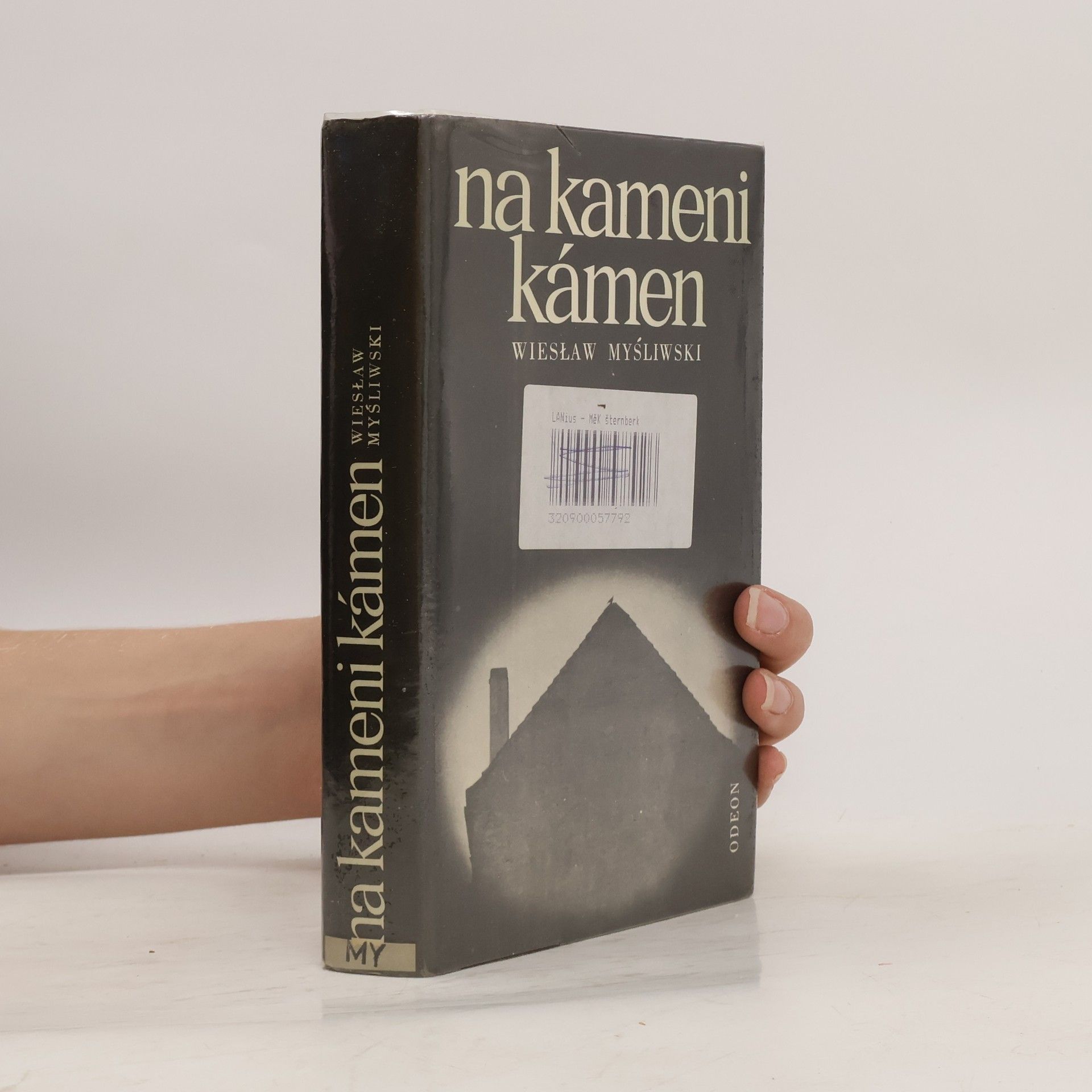 Wiesław Myśliwski Na kameni kámen