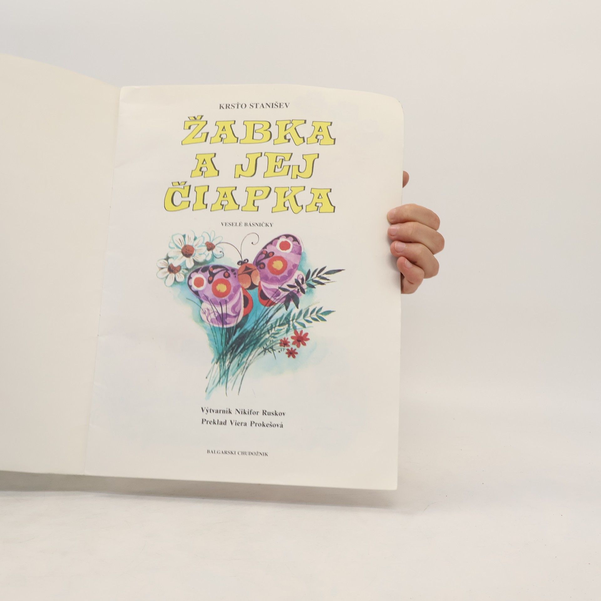 Krsťo Stanišev Žabka a jej čiapka