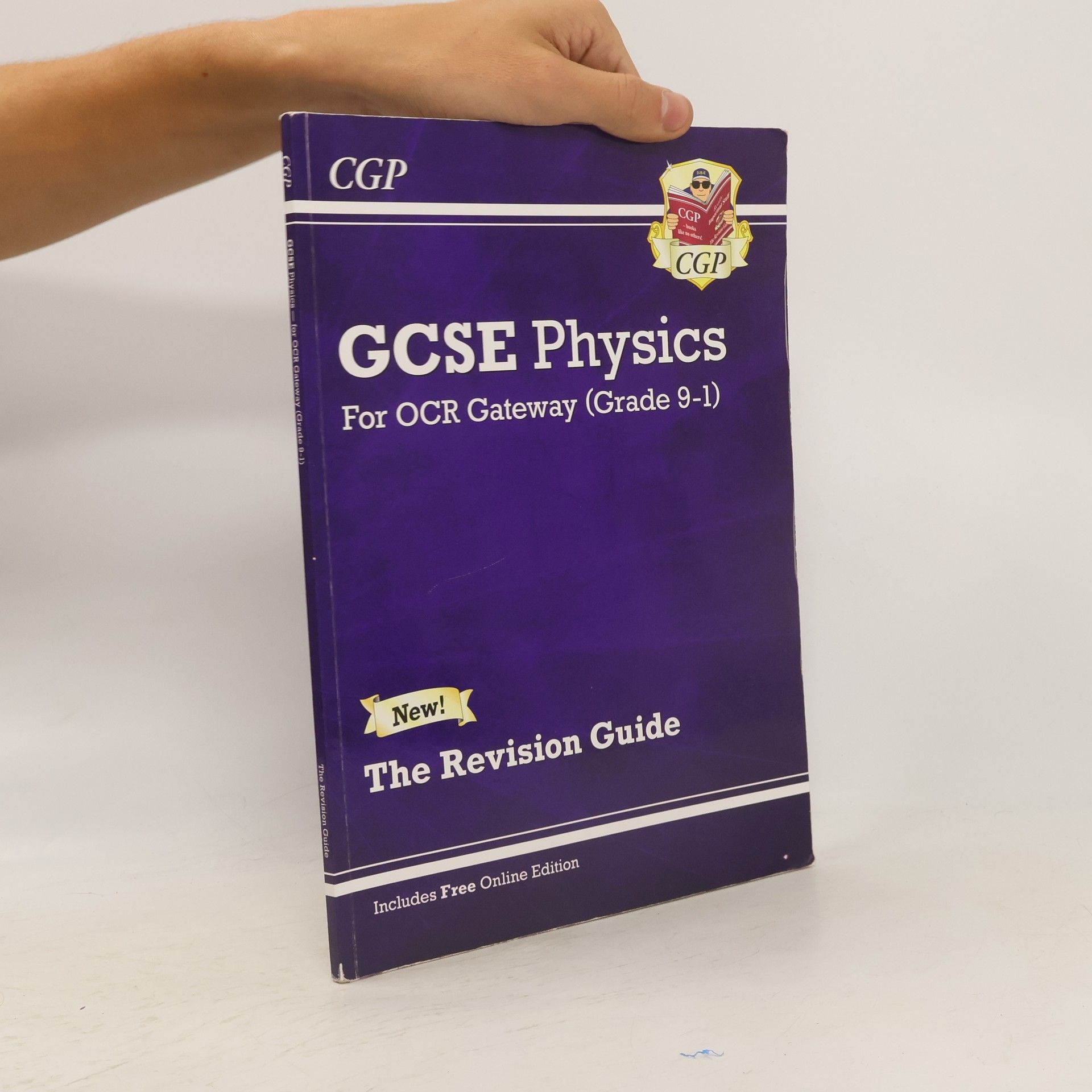 CGP Books New Grade 9-1 GCSE Physics: OCR Gateway Revision Guide with Online Edition