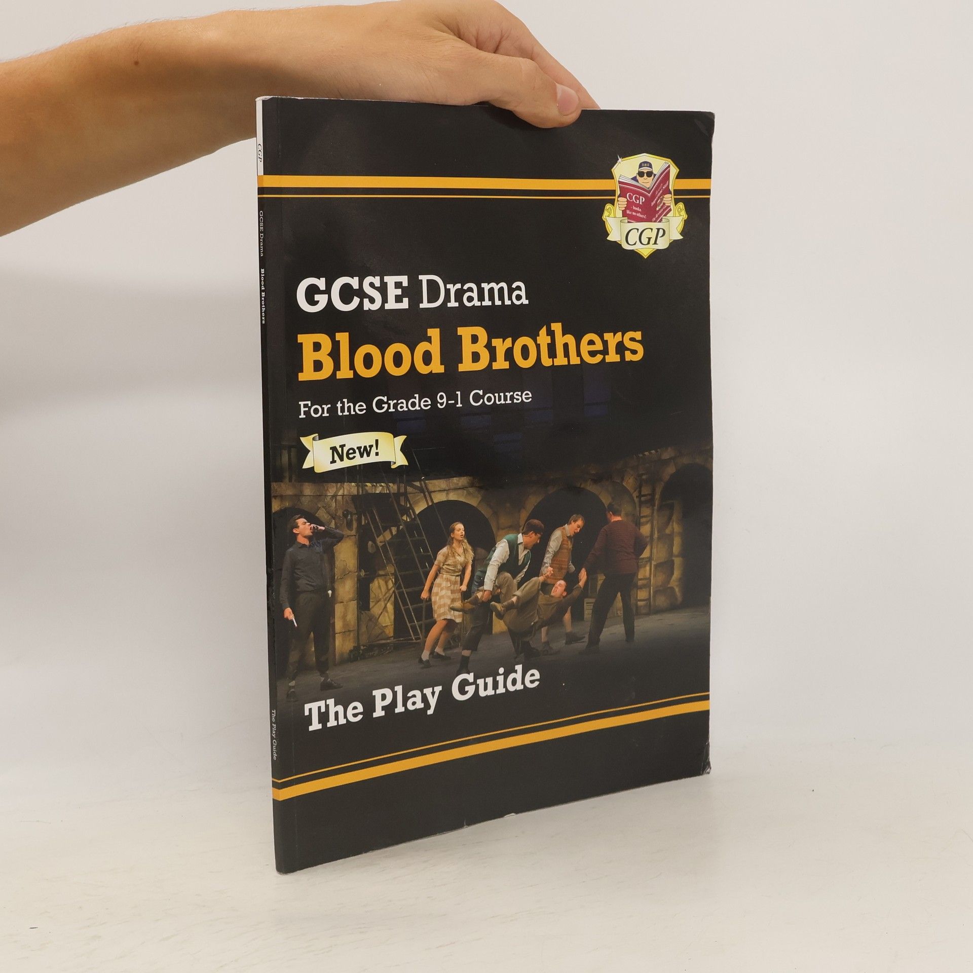 CGP Books New Grade 9-1 GCSE Drama Play Guide - Blood Brothers