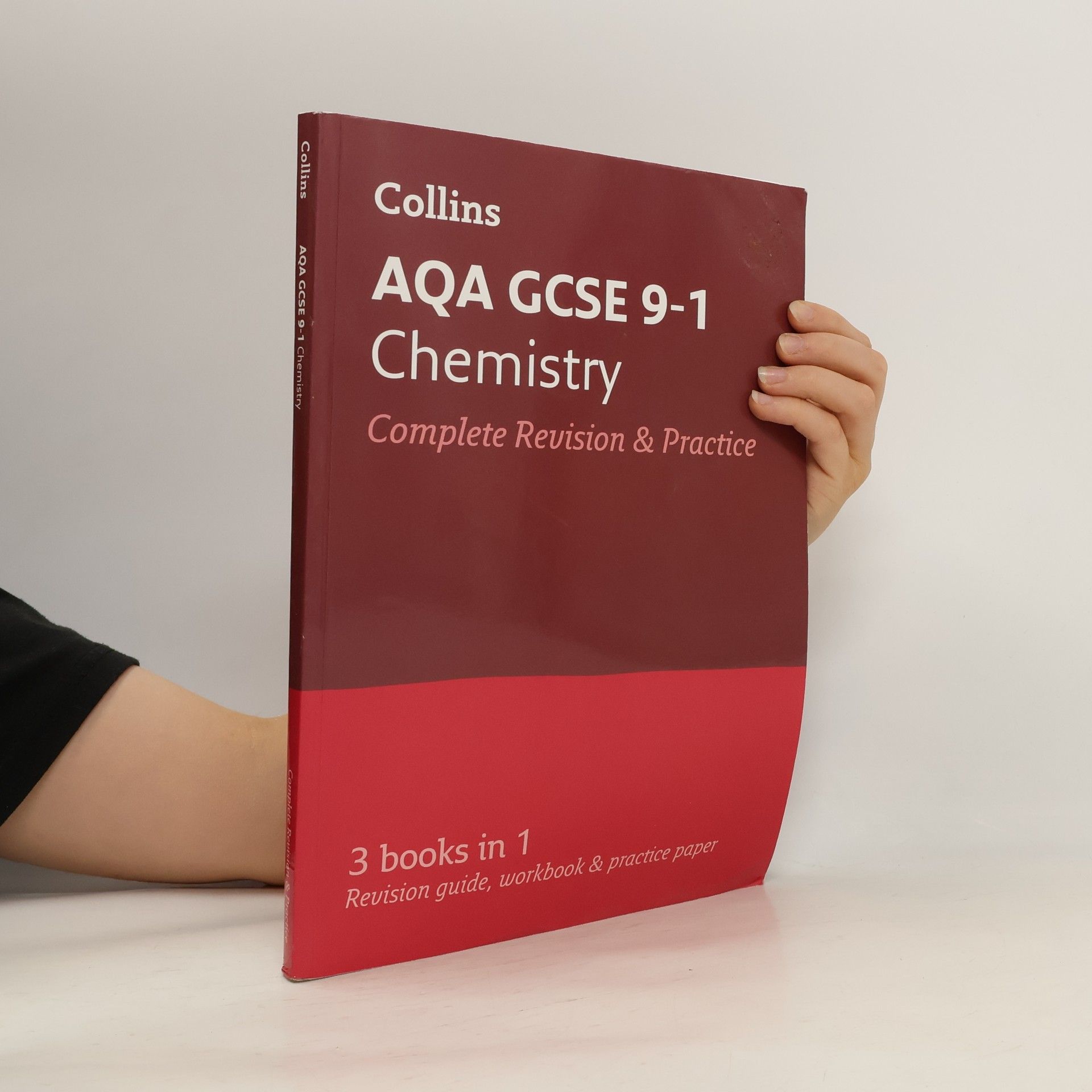 Collins GCSE AQA GCSE 9-1 Chemistry All-in-One Complete Revision and Practice