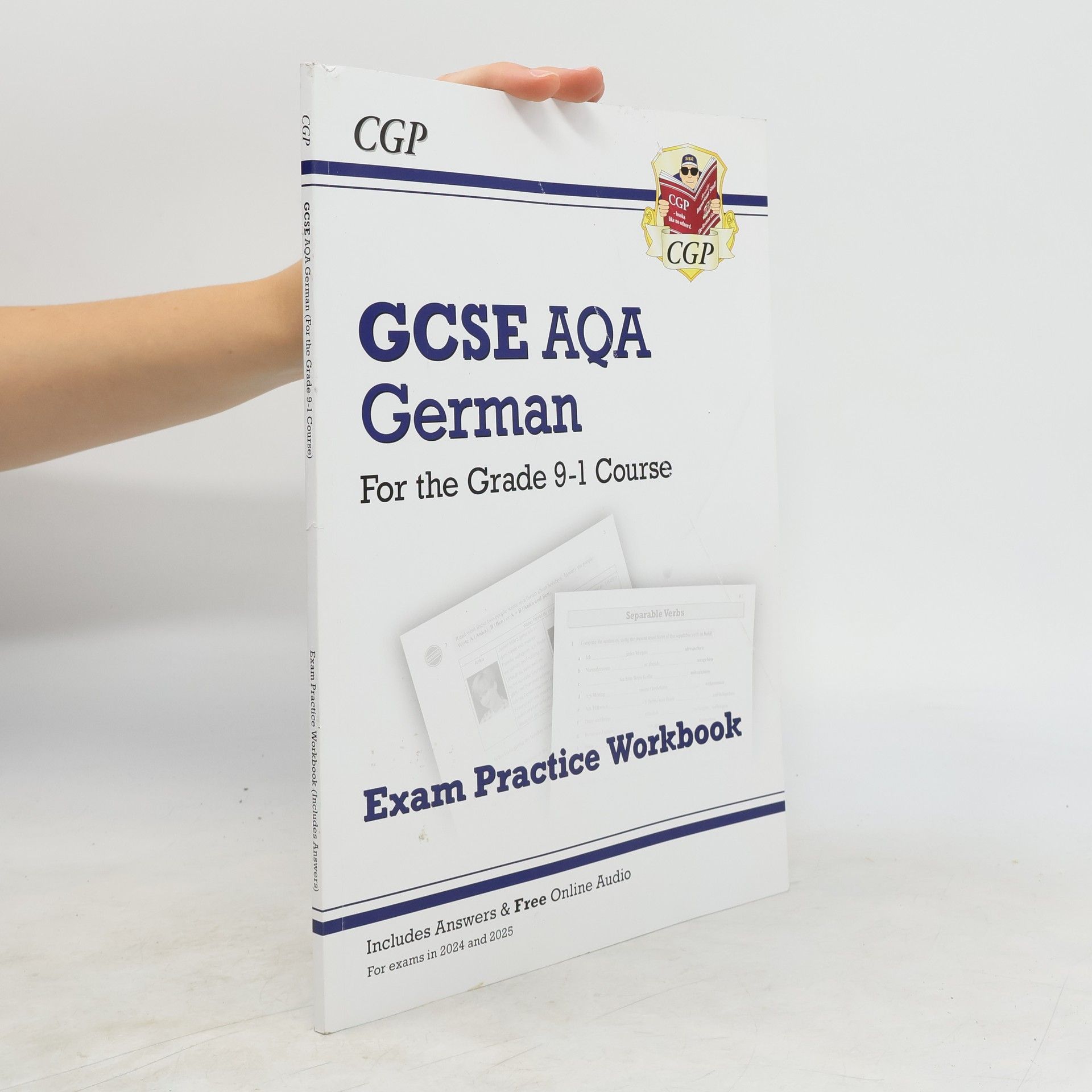 CGP Books New GCSE German AQA Exam Practice Workbook - For the Grade 9-1 Course (Includes Answers)