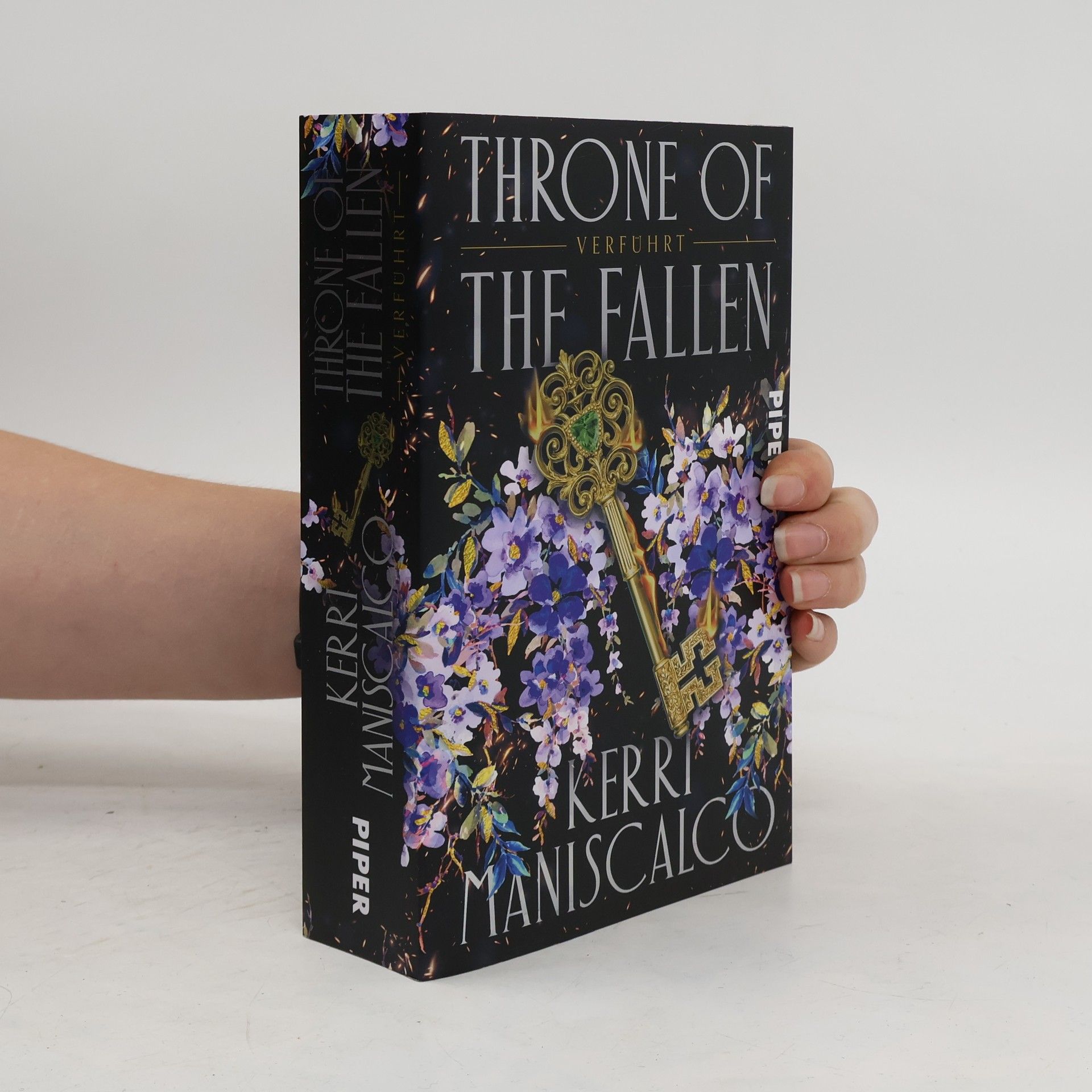Kerri Maniscalco Throne of the Fallen. Verführt