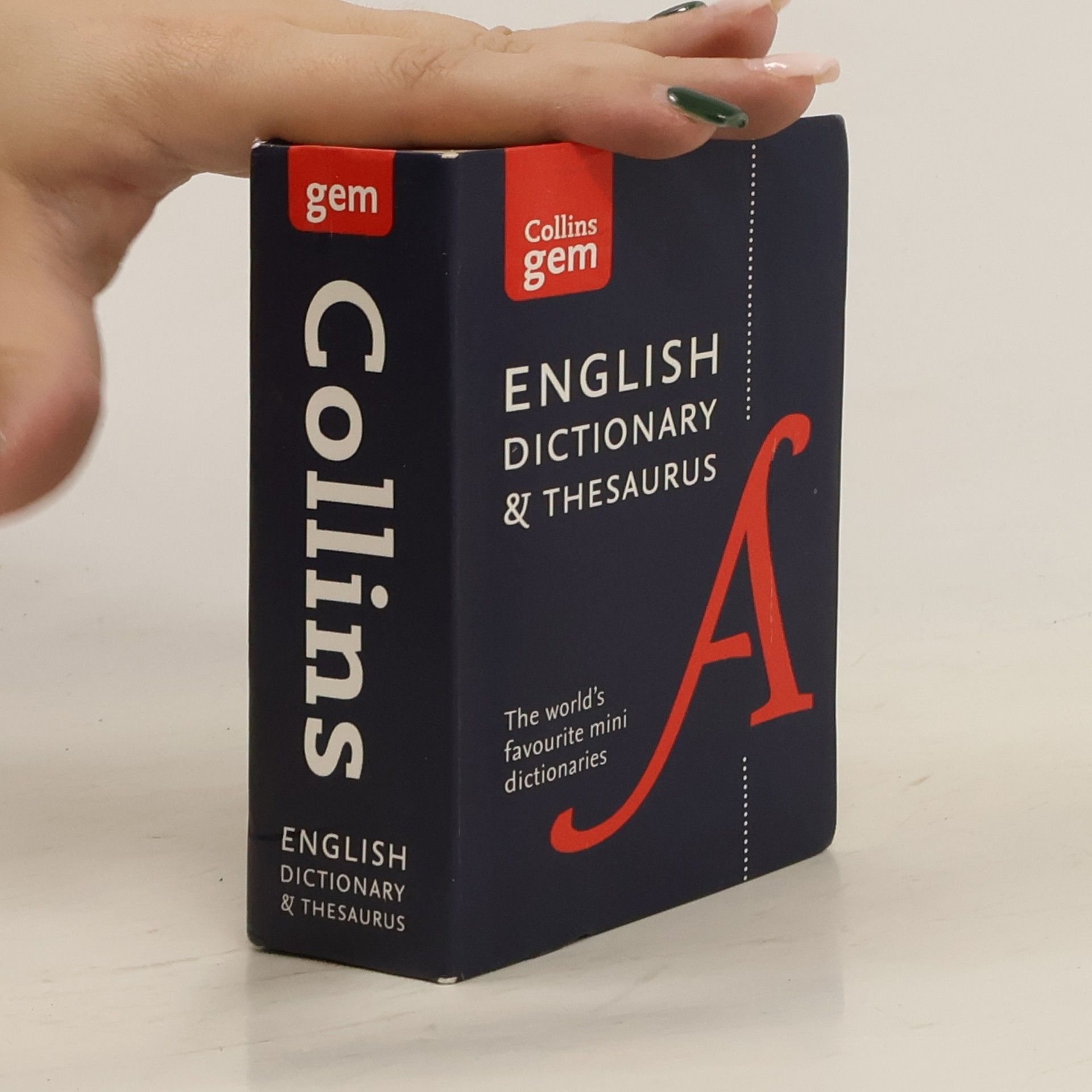 Collins Dictionaries Collins English Dictionary and Thesaurus Gem Edition