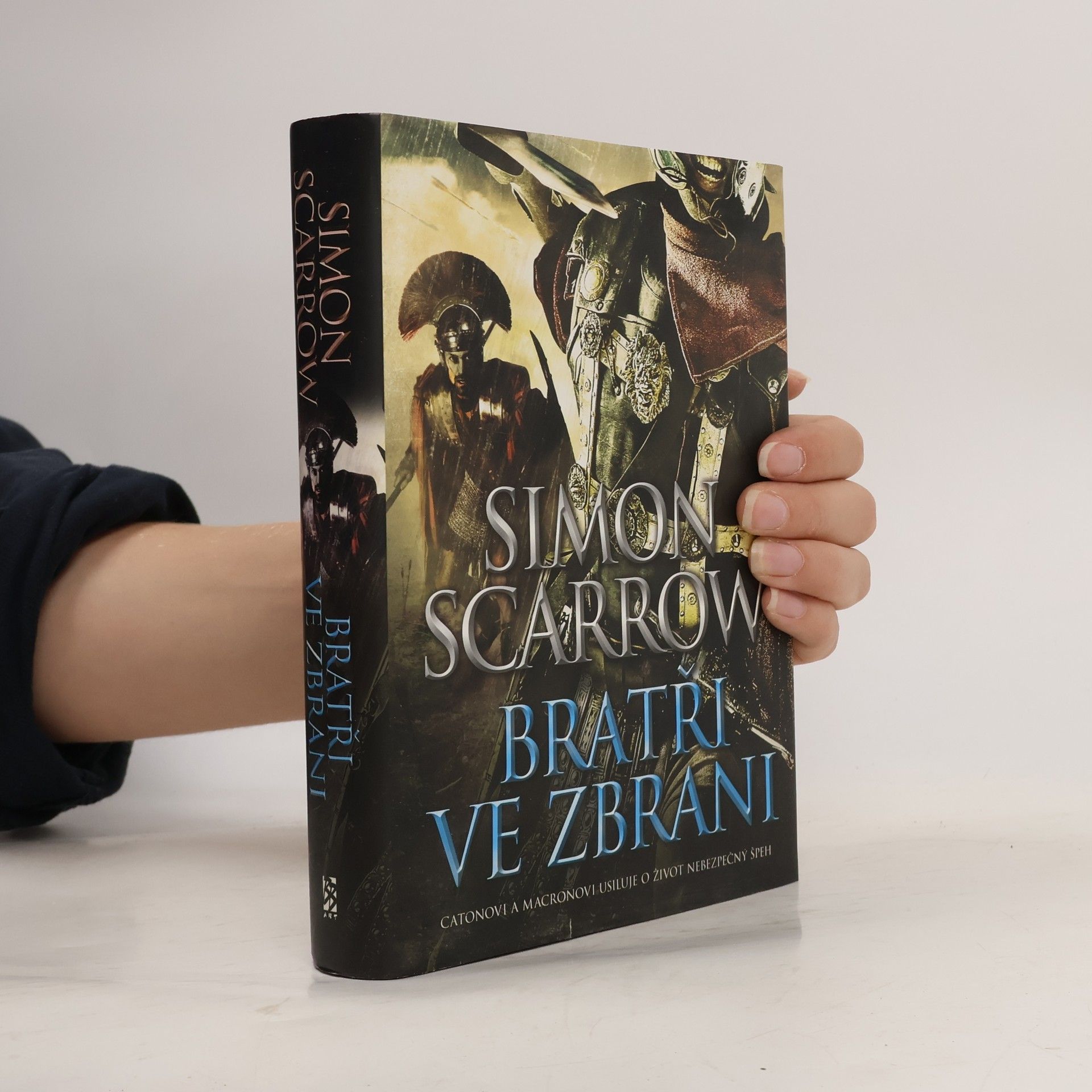 Simon Scarrow Bratři ve zbrani