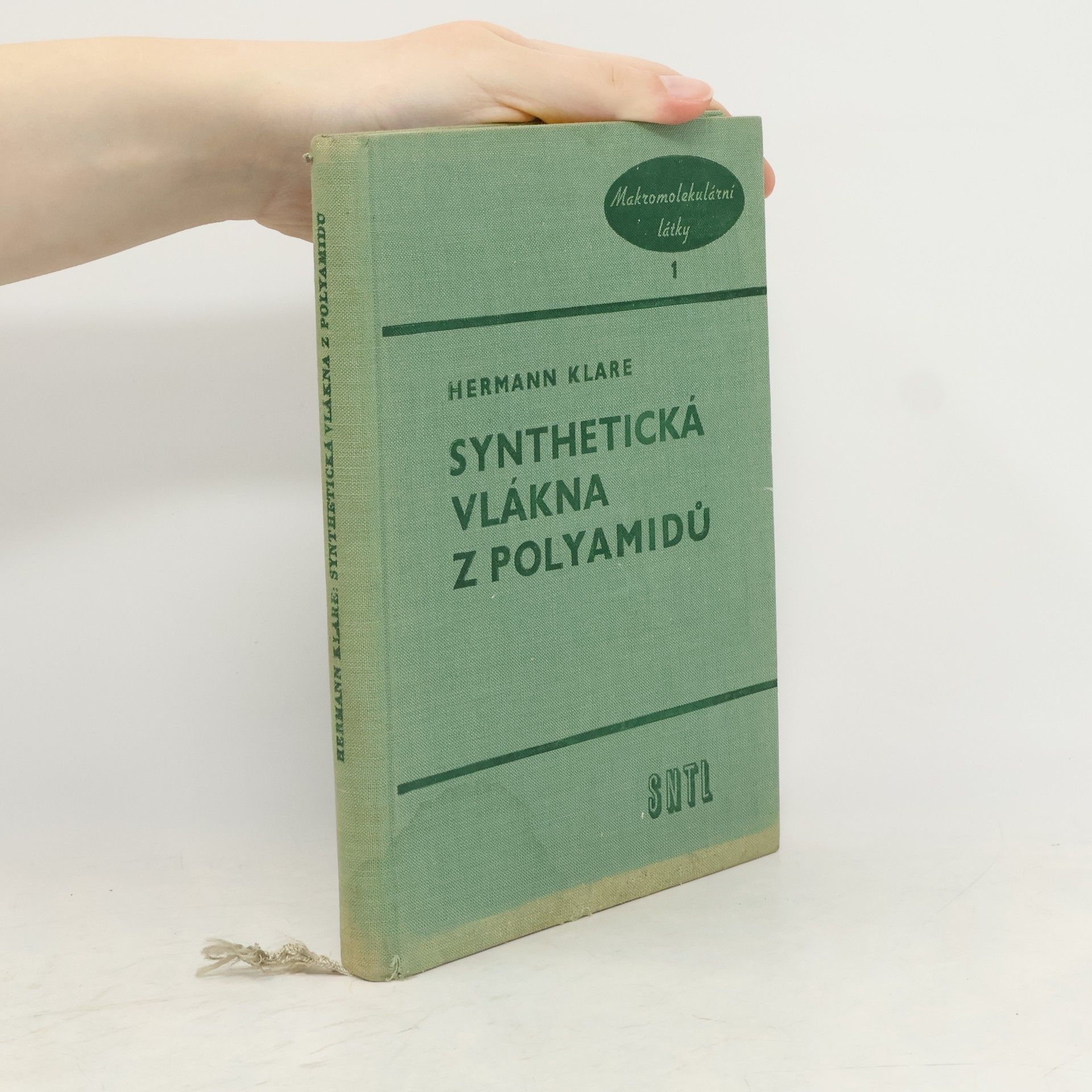 Hermann Klare Synthetická vlákna z polyamidů
