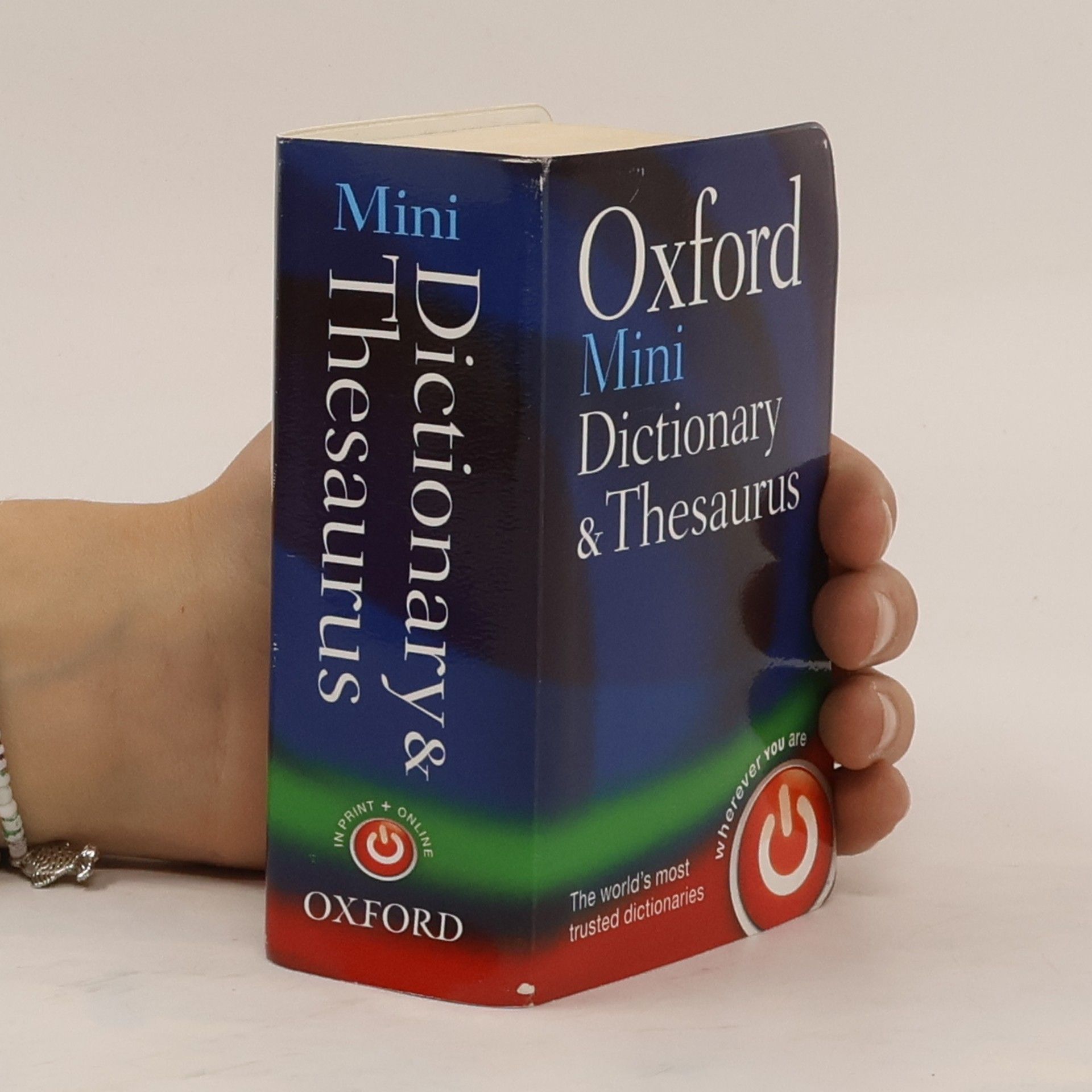 Charlotte Livingstone Oxford Mini Dictionary and Thesaurus