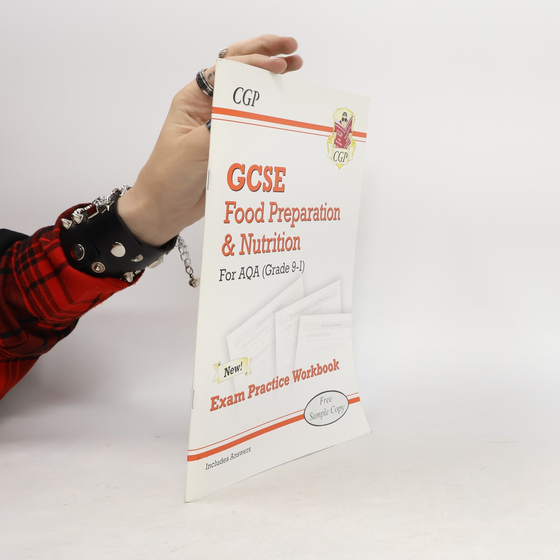 CGP Books New Grade 9-1 GCSE Food Preparation & Nutrition - AQA Exam Practice Workbook (Includes Answers)