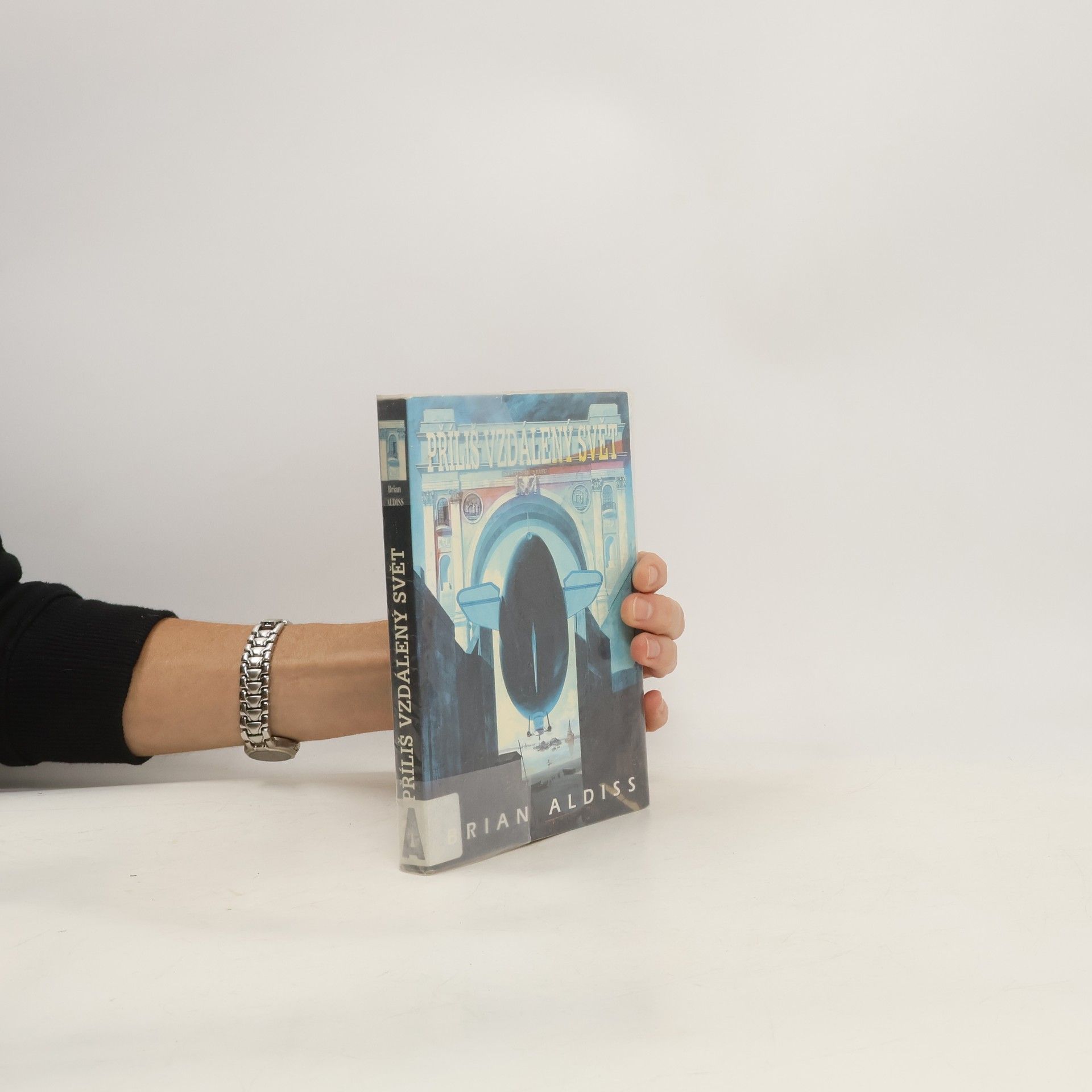 Brian Wilson Aldiss Příliš vzdálený svět